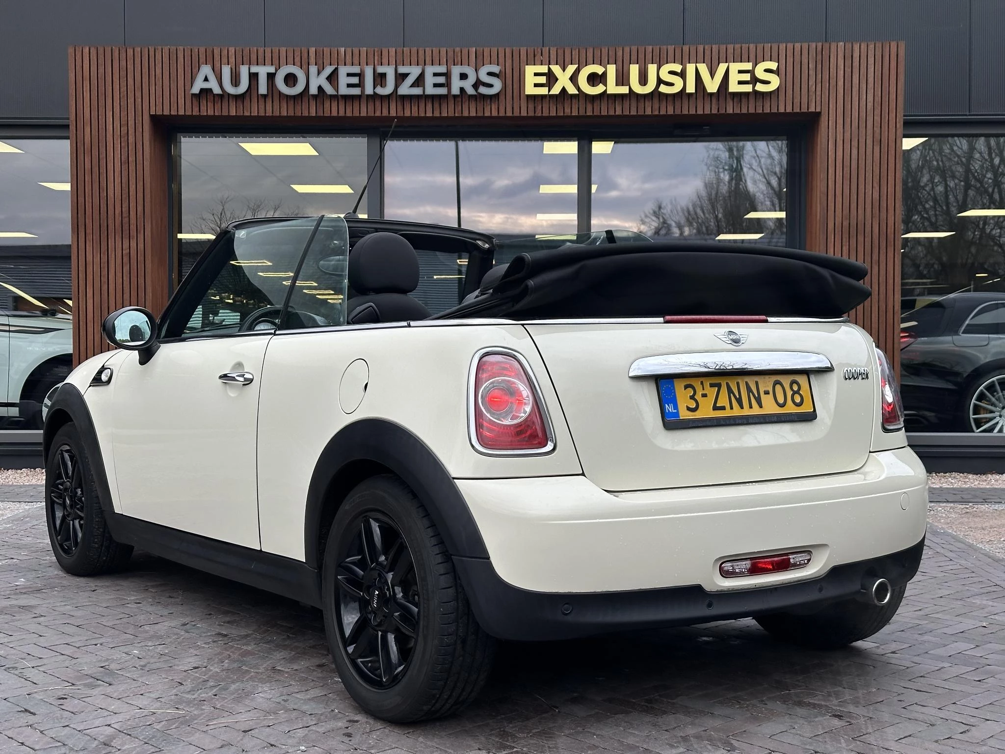 Hoofdafbeelding MINI Cooper Cabrio