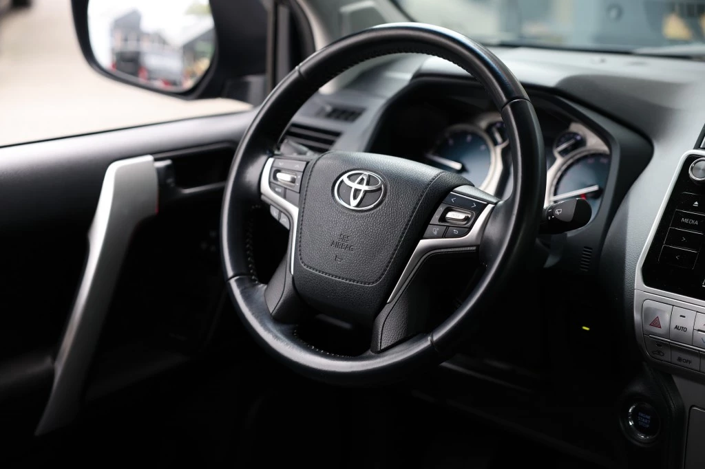 Hoofdafbeelding Toyota Land Cruiser