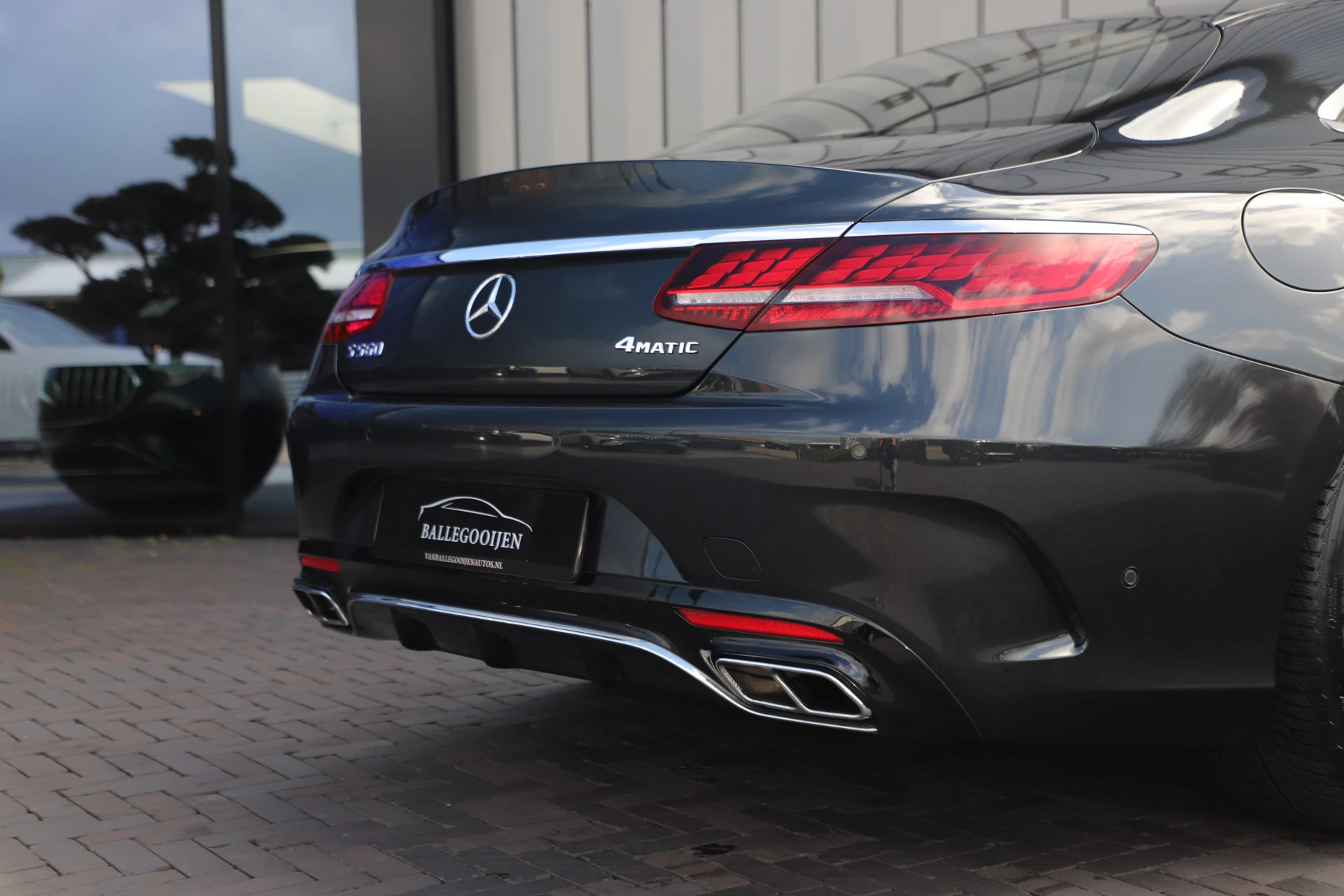 Hoofdafbeelding Mercedes-Benz S-Klasse