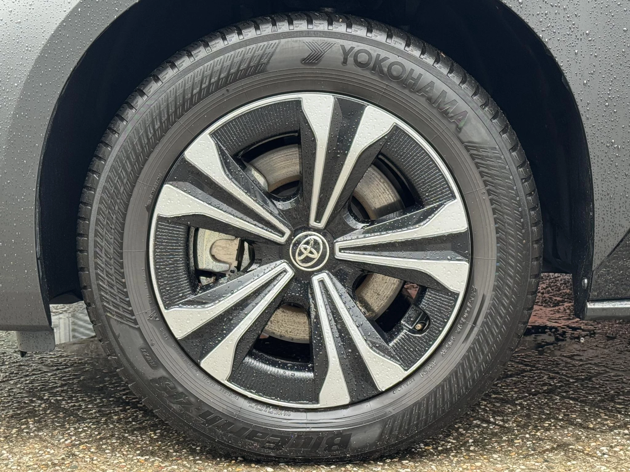 Hoofdafbeelding Toyota bZ4X