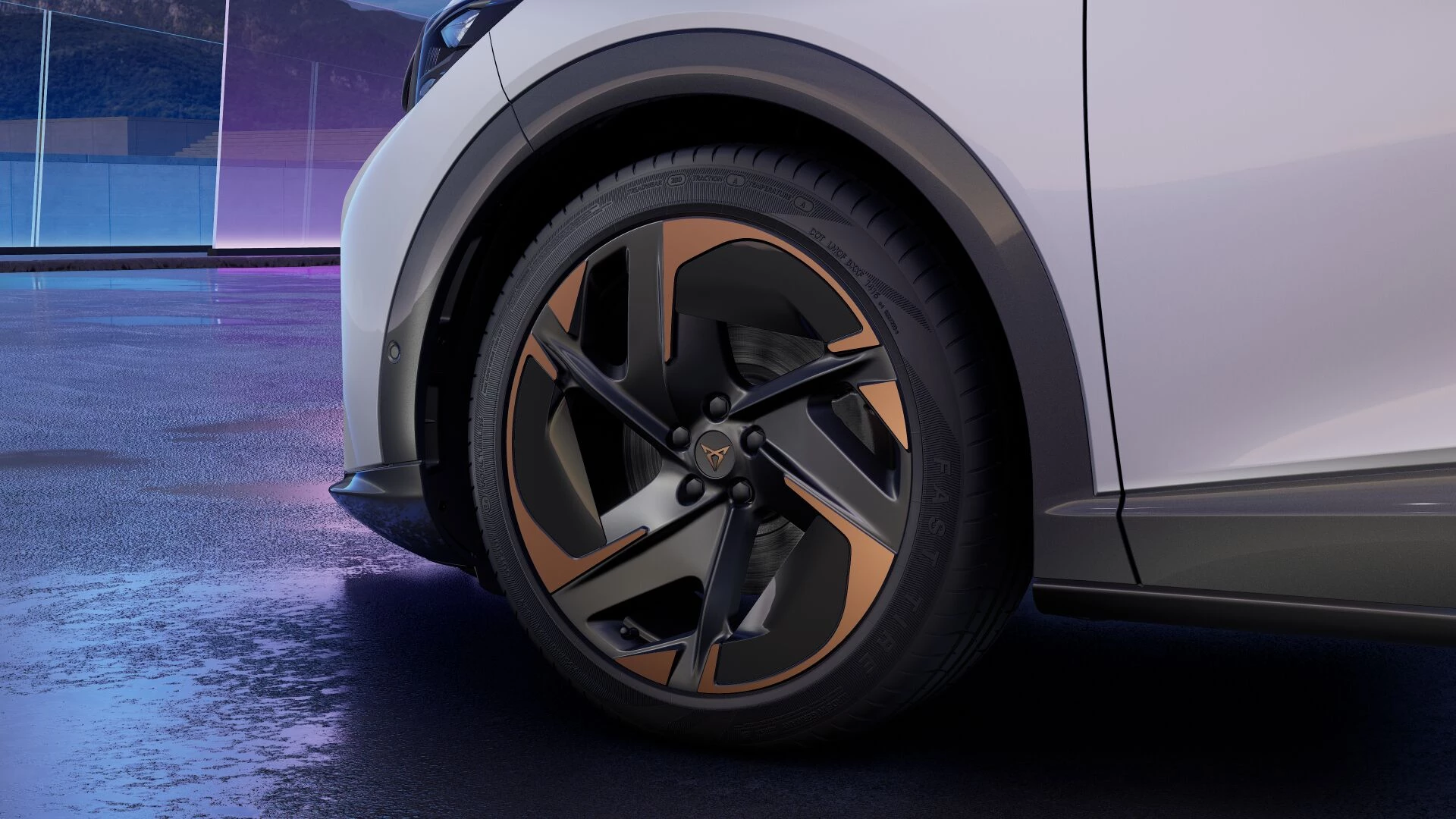 Hoofdafbeelding CUPRA Tavascan