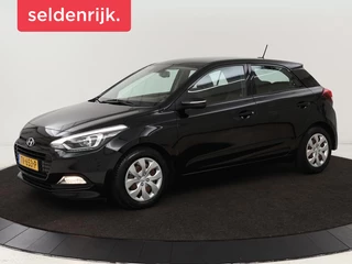 Hoofdafbeelding Hyundai i20 Hyundai i20 1.0 T-GDI Comfort | Navigatie | Camera |  Climate control | Cruise control | DAB+ | Bluetooth | PDC
