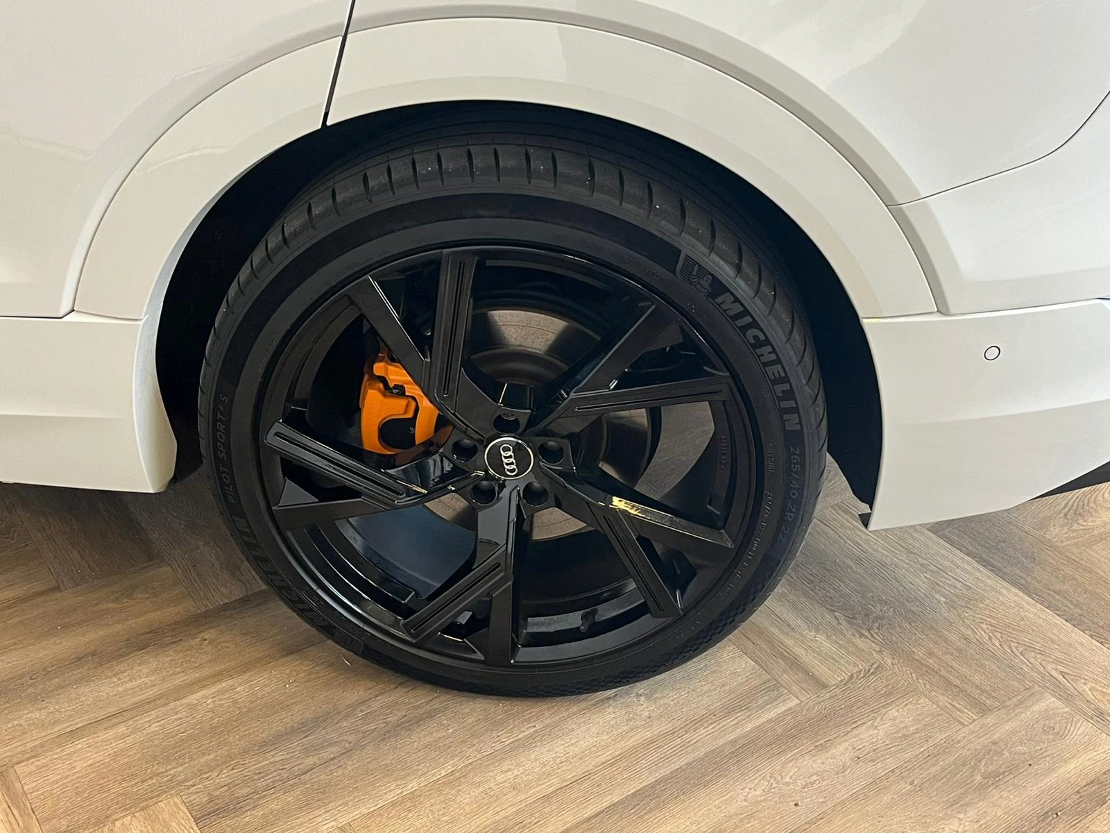 Hoofdafbeelding Audi e-tron