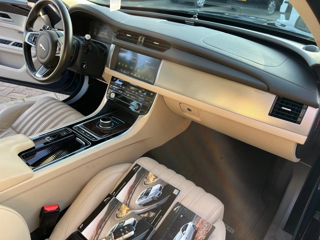 Hoofdafbeelding Jaguar XF