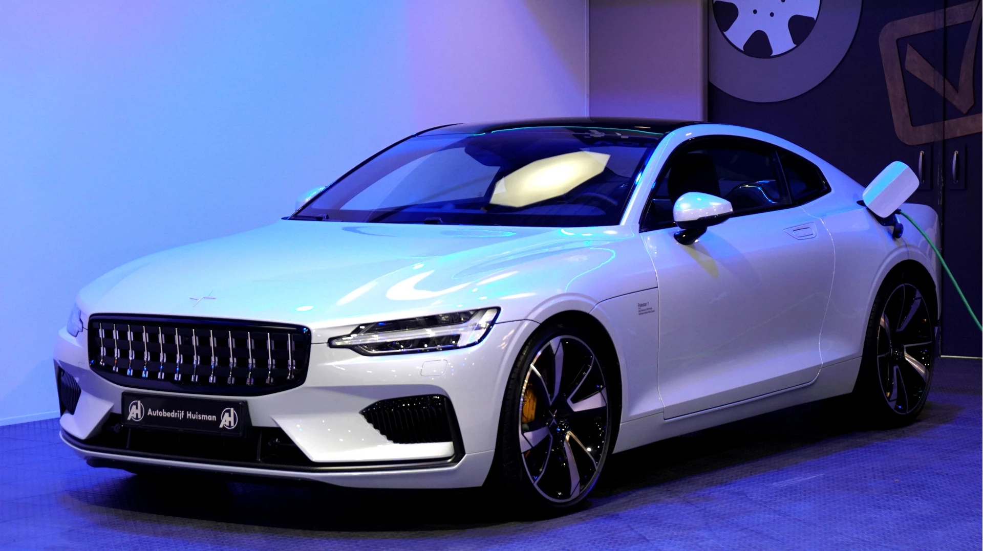 Hoofdafbeelding Polestar 1