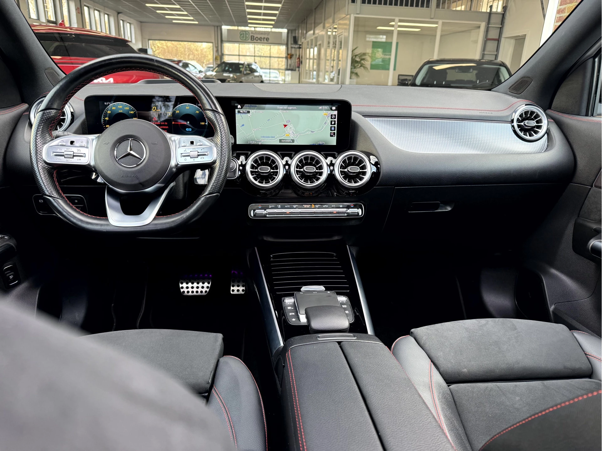 Hoofdafbeelding Mercedes-Benz EQA