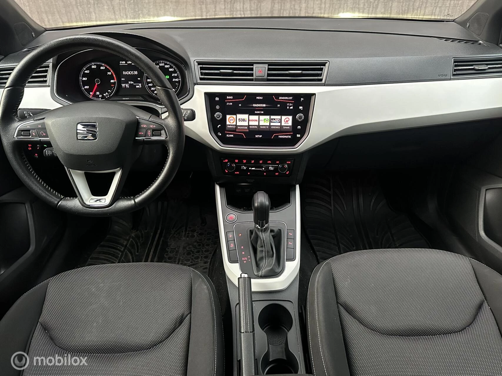Hoofdafbeelding SEAT Arona