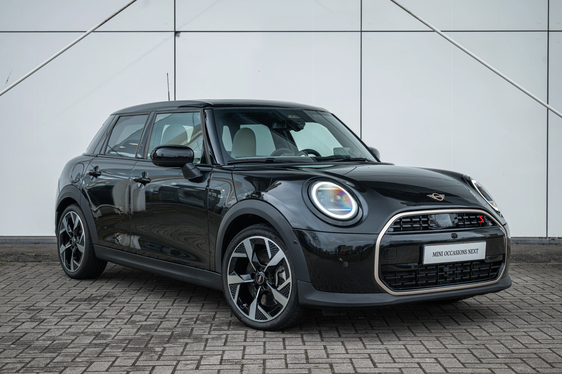 Hoofdafbeelding MINI 5-deurs