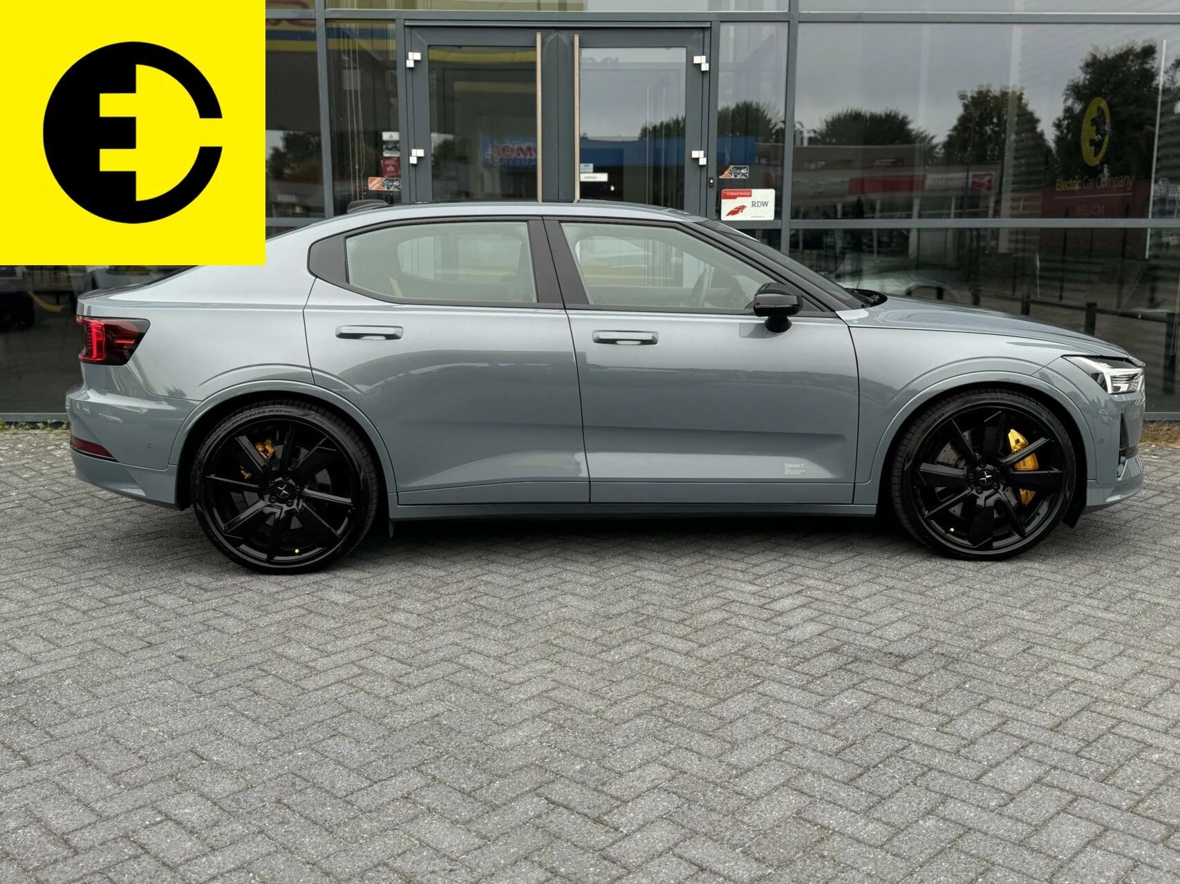 Hoofdafbeelding Polestar 2