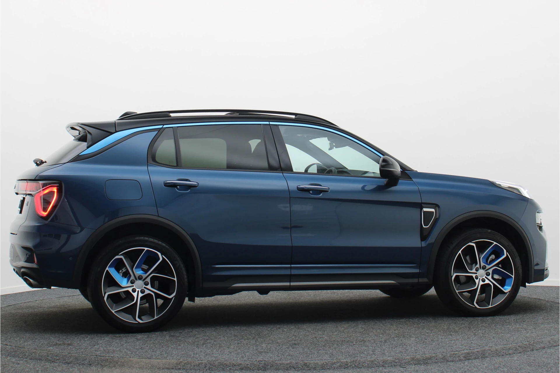 Hoofdafbeelding Lynk & Co 01