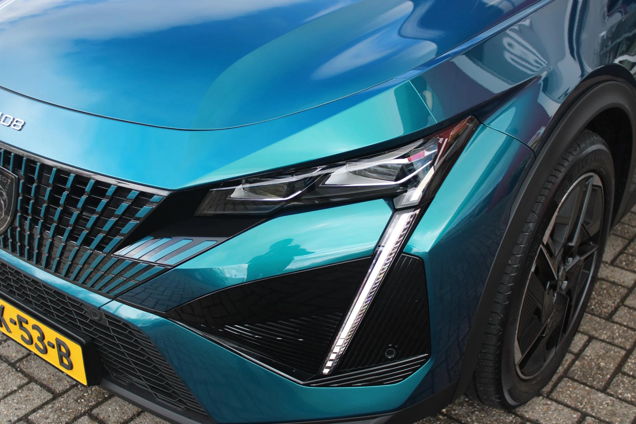 Hoofdafbeelding Peugeot 408