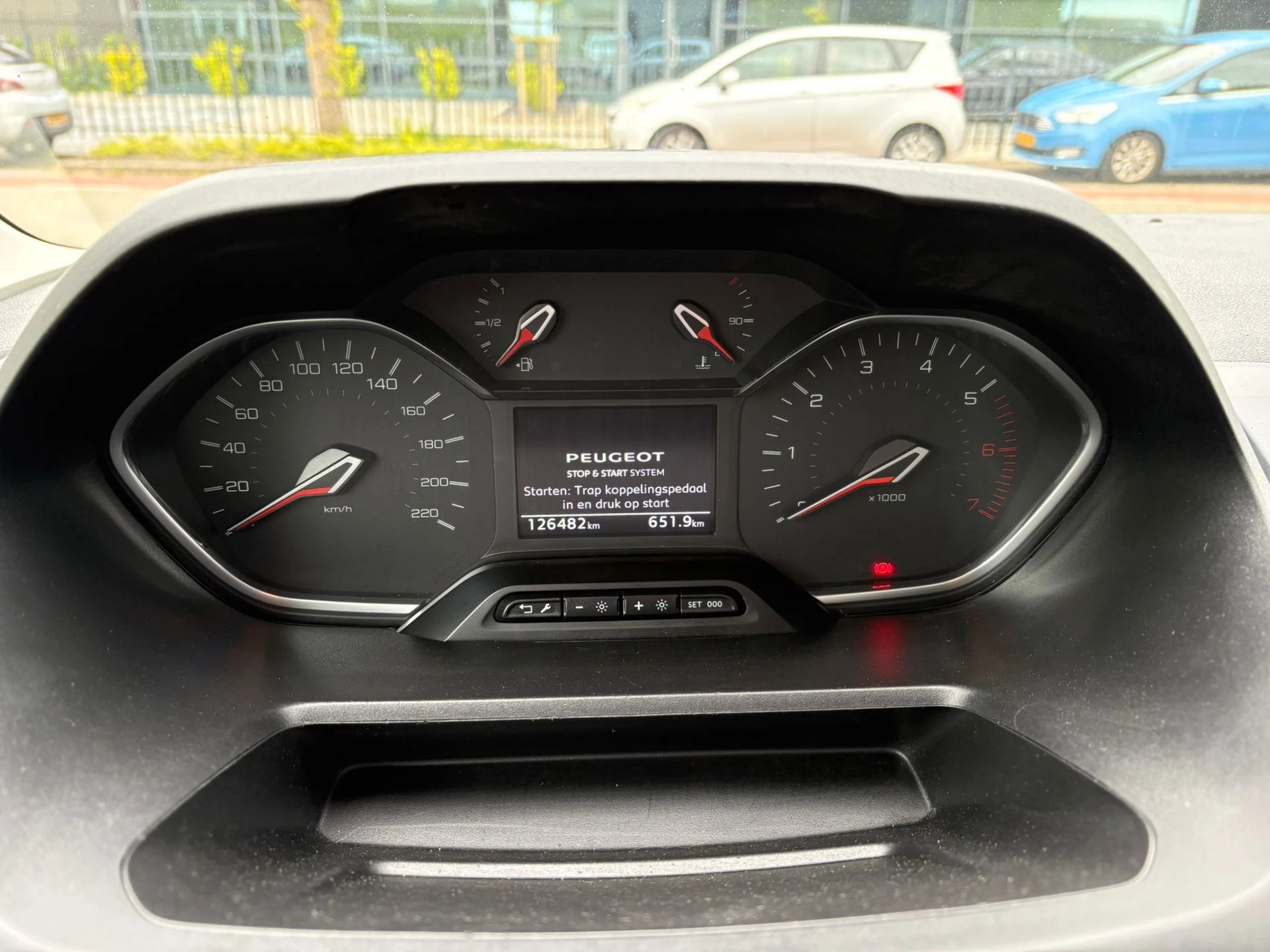 Hoofdafbeelding Peugeot Rifter