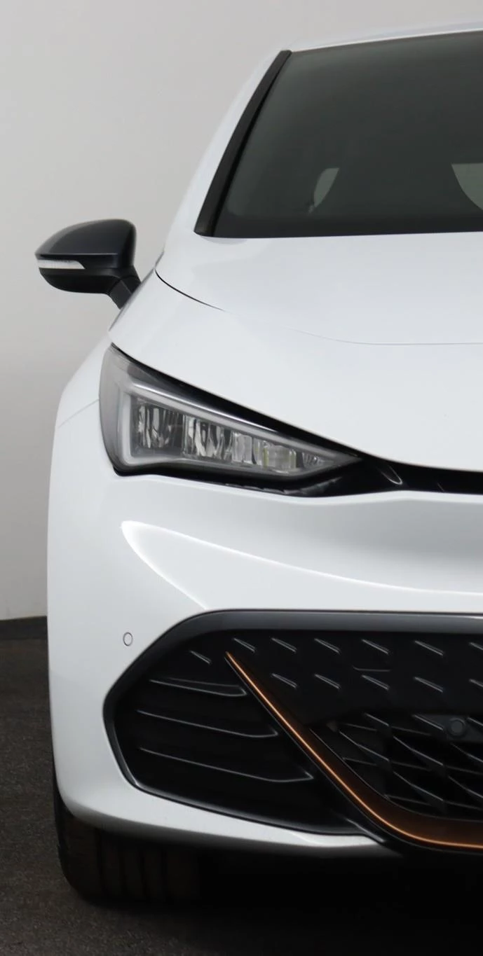 Hoofdafbeelding CUPRA Born