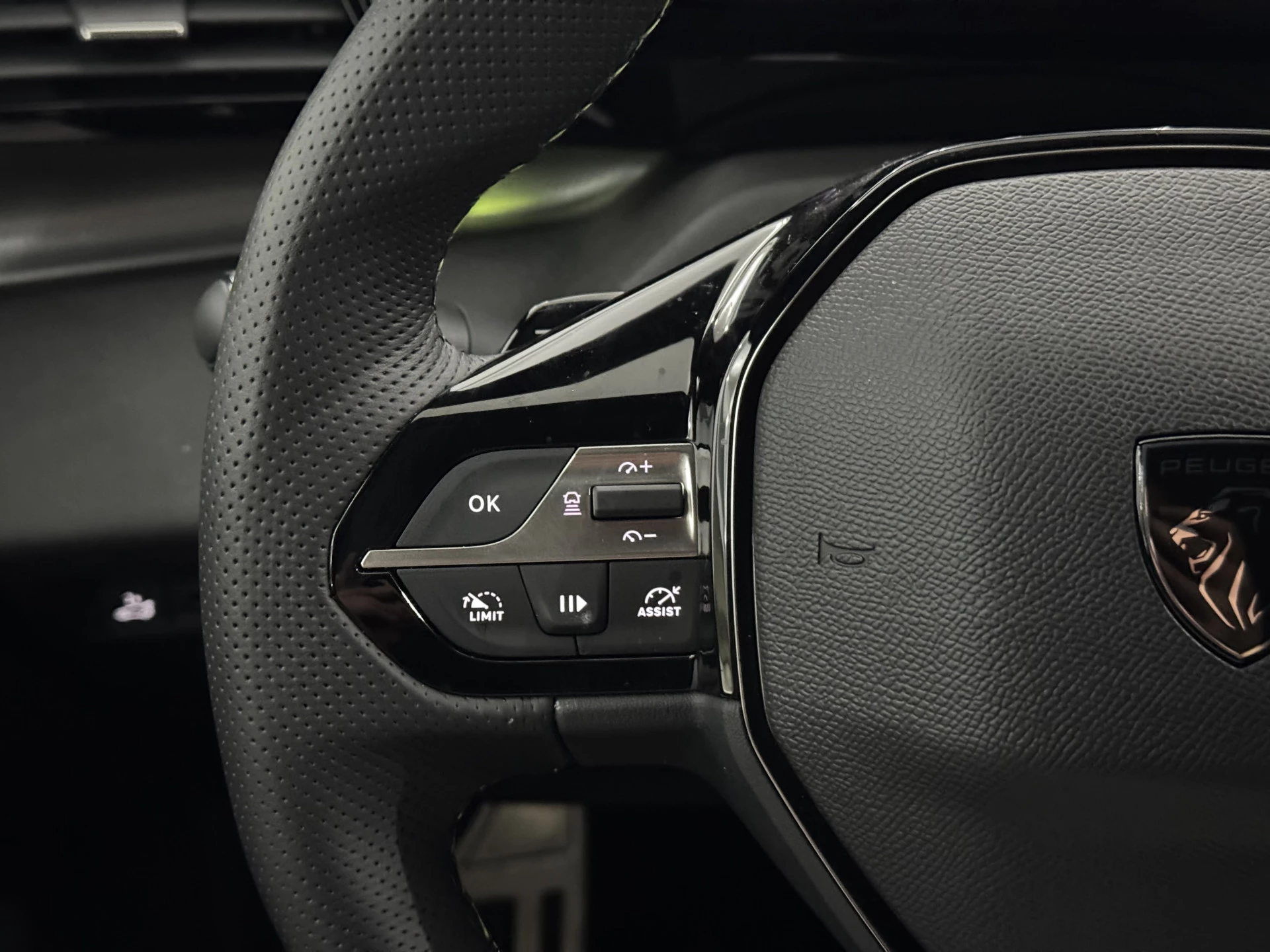 Hoofdafbeelding Peugeot 408