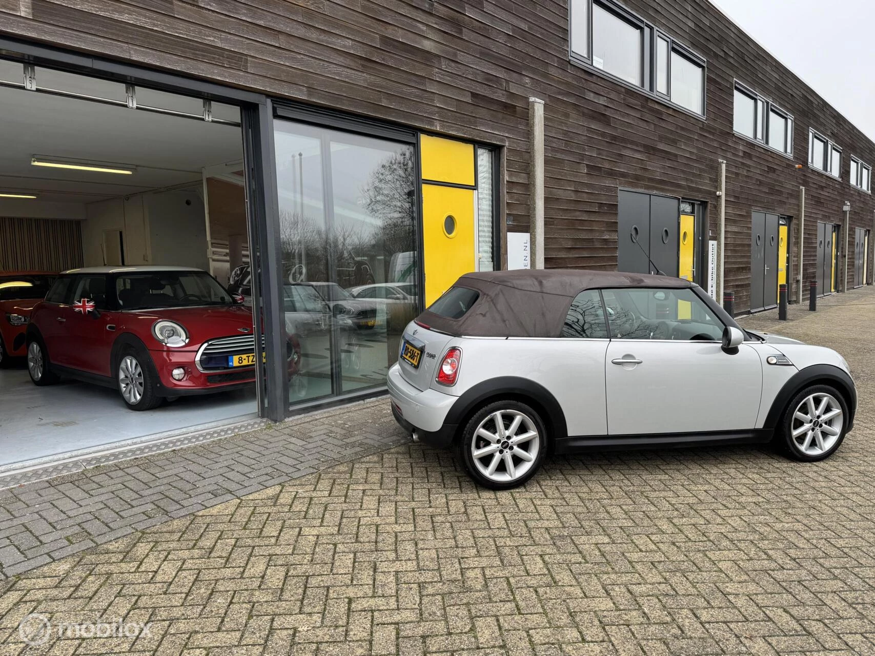 Hoofdafbeelding MINI Cooper Cabrio