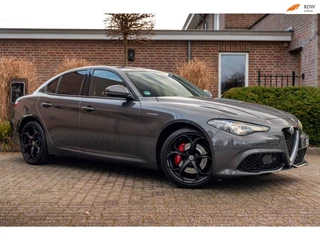 Hoofdafbeelding Alfa Romeo Giulia Alfa Romeo Giulia 2.0 T 280pk AWD Veloce Adaptive Camera Leder Stoel/Stuurverw. 19''