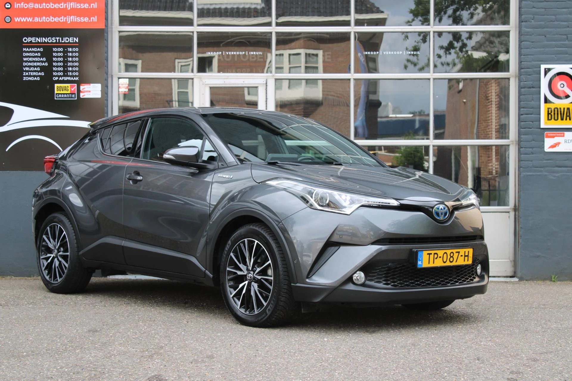 Hoofdafbeelding Toyota C-HR