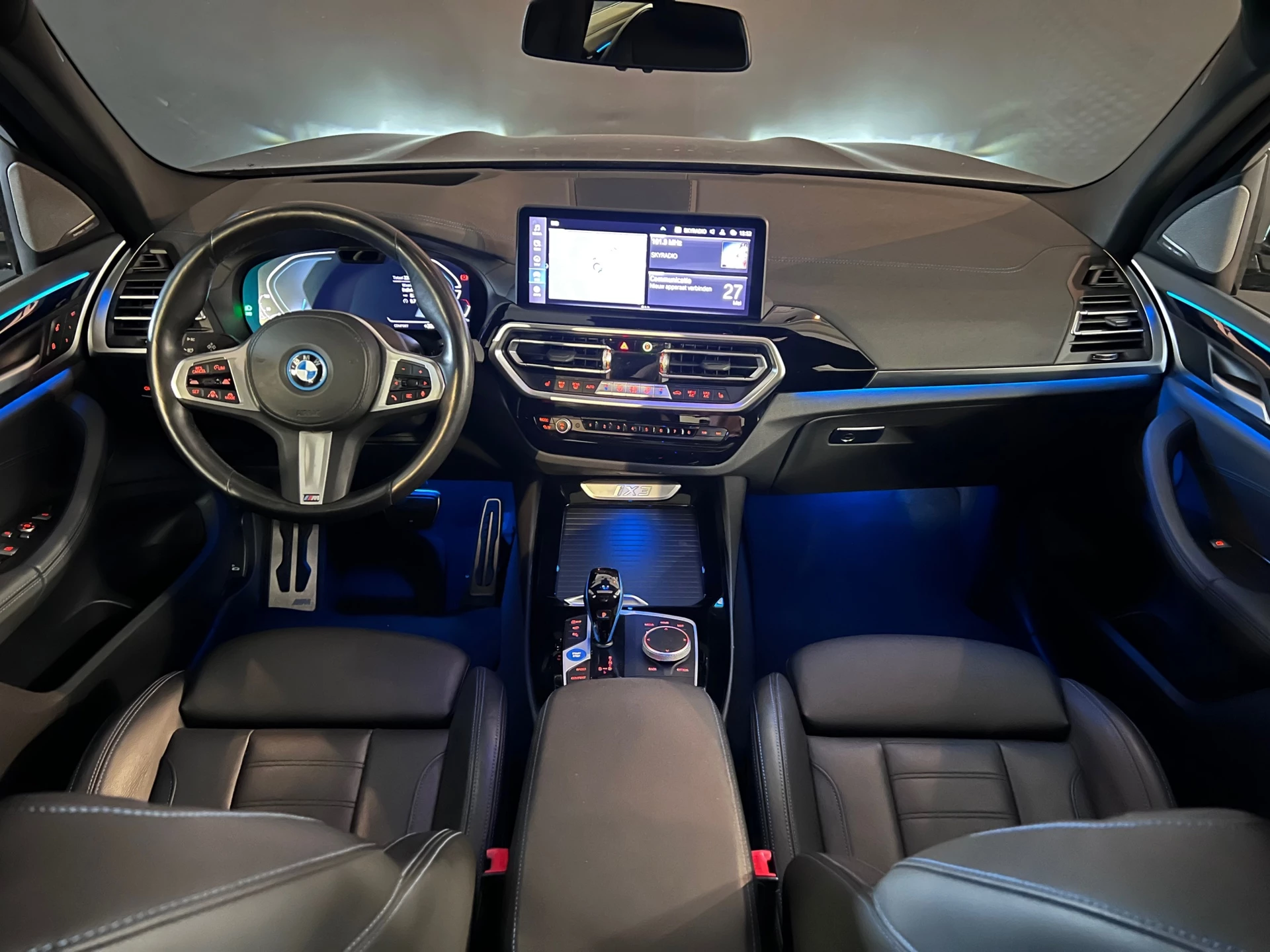 Hoofdafbeelding BMW iX3