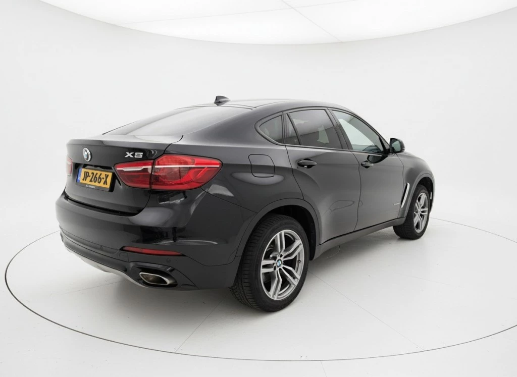 Hoofdafbeelding BMW X6