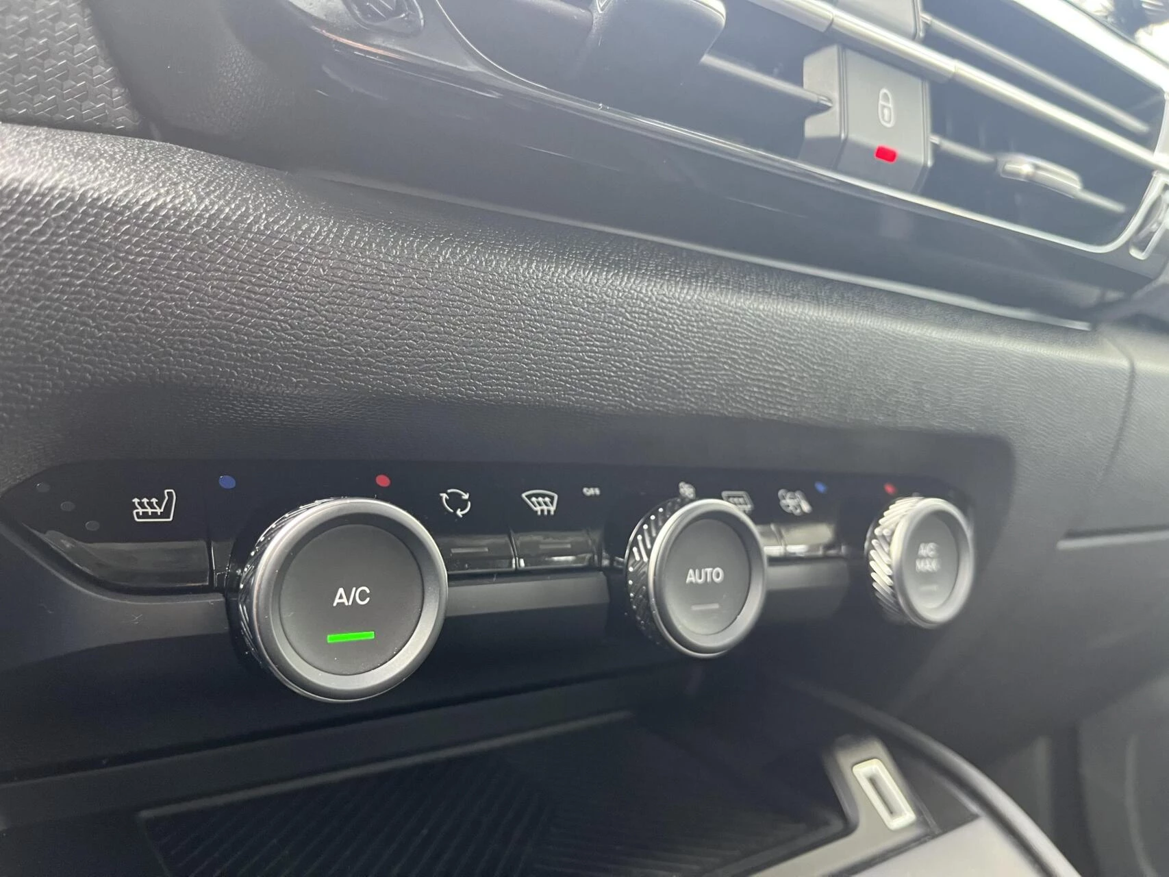 Hoofdafbeelding Citroën ë-C4