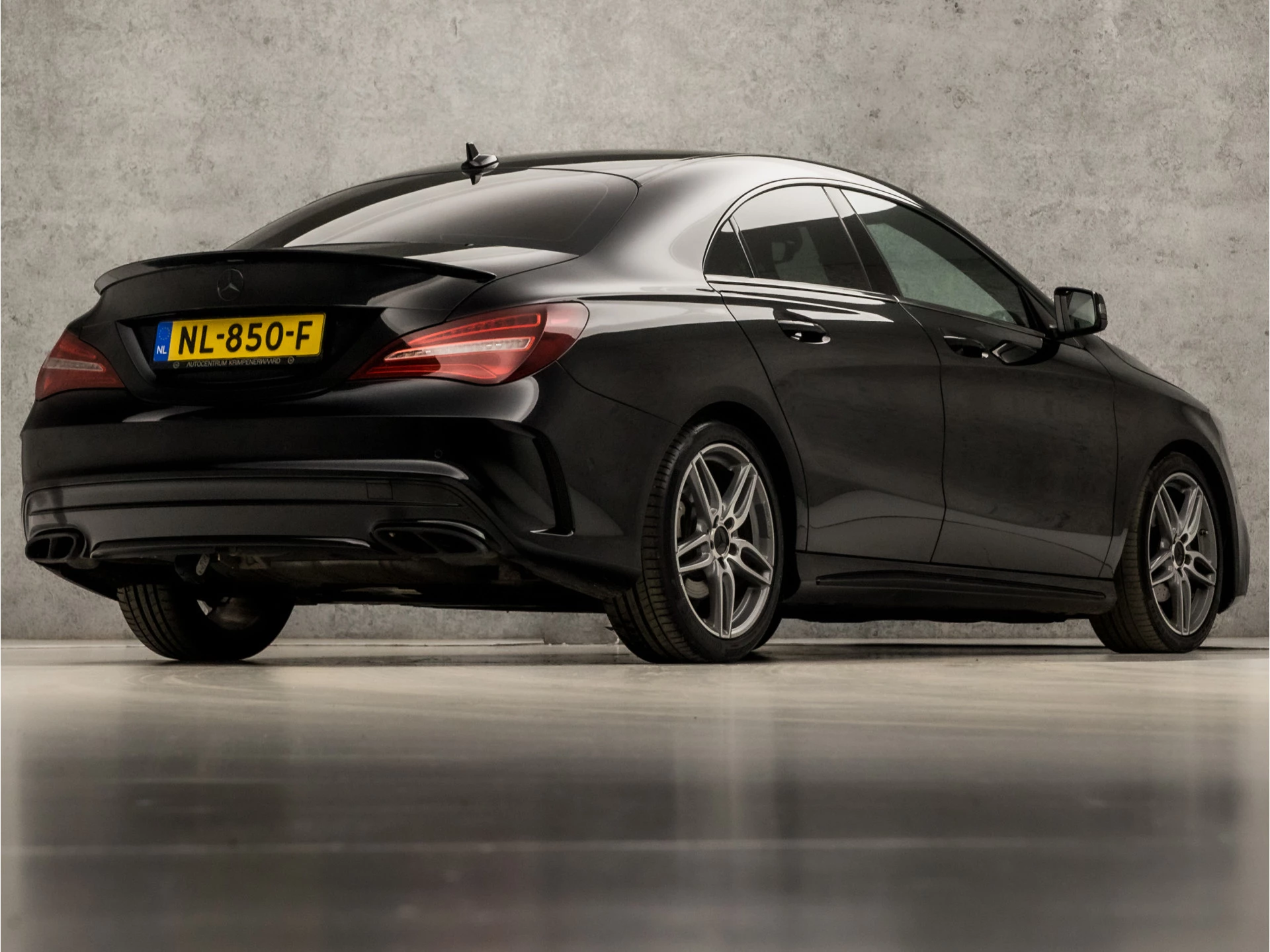 Hoofdafbeelding Mercedes-Benz CLA