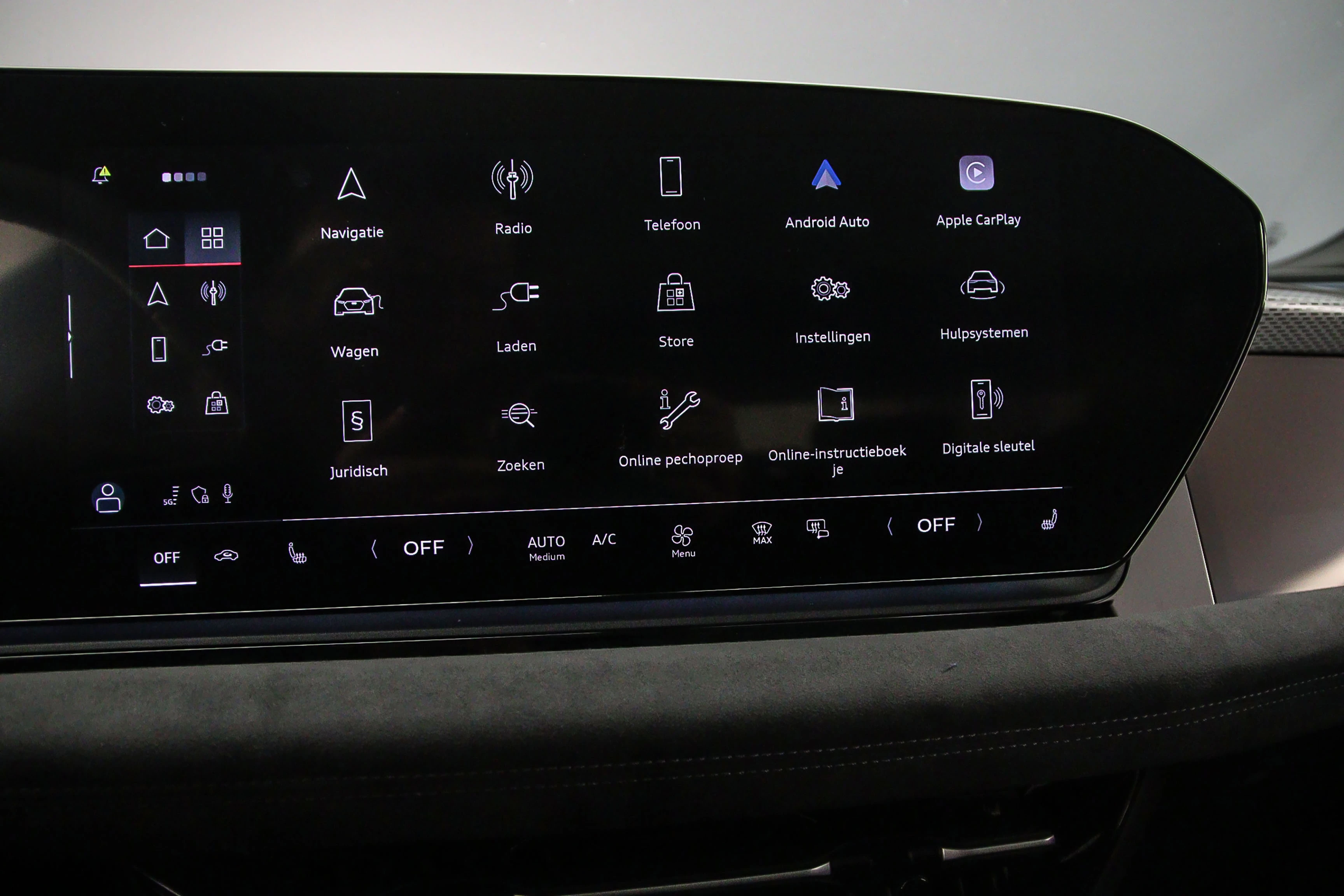 Hoofdafbeelding Audi A6 Avant e-tron