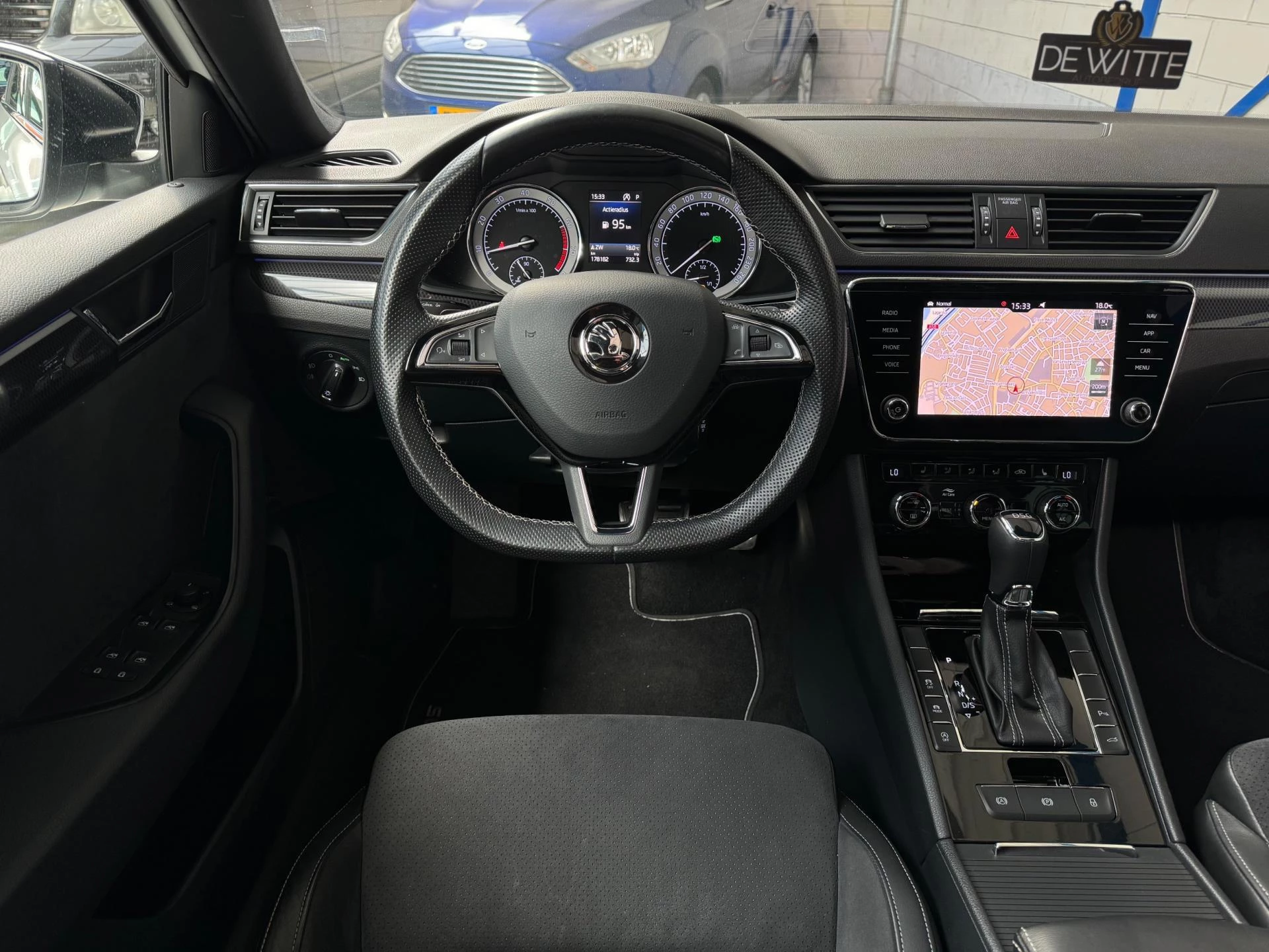 Hoofdafbeelding Škoda Superb