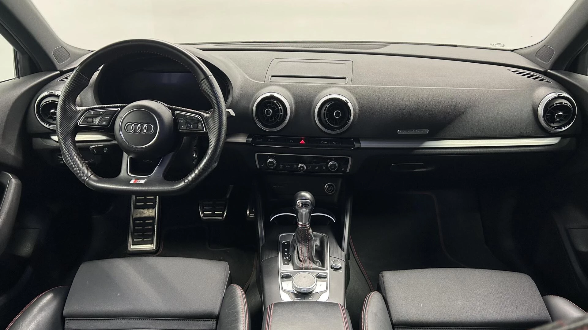 Hoofdafbeelding Audi S3