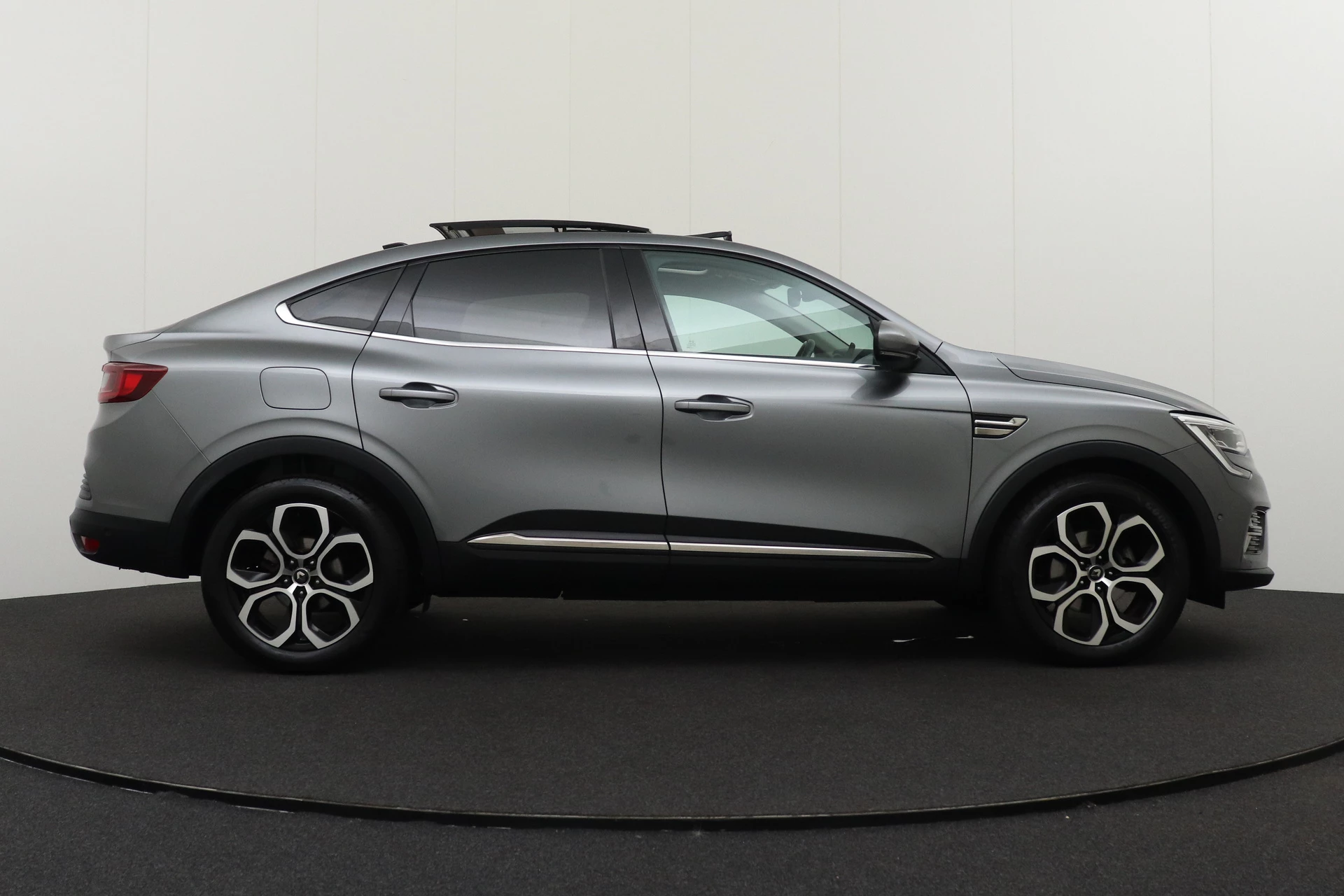 Hoofdafbeelding Renault Arkana