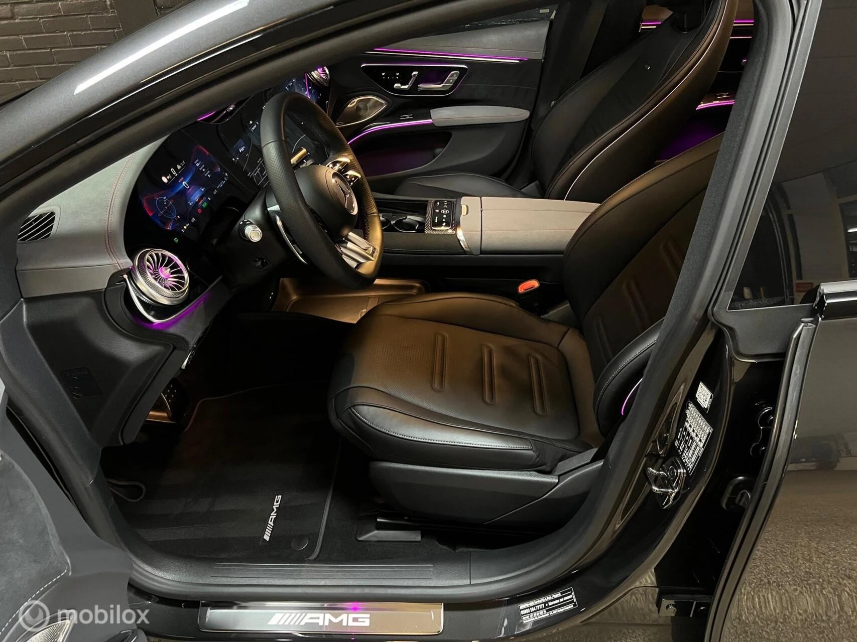 Hoofdafbeelding Mercedes-Benz EQS