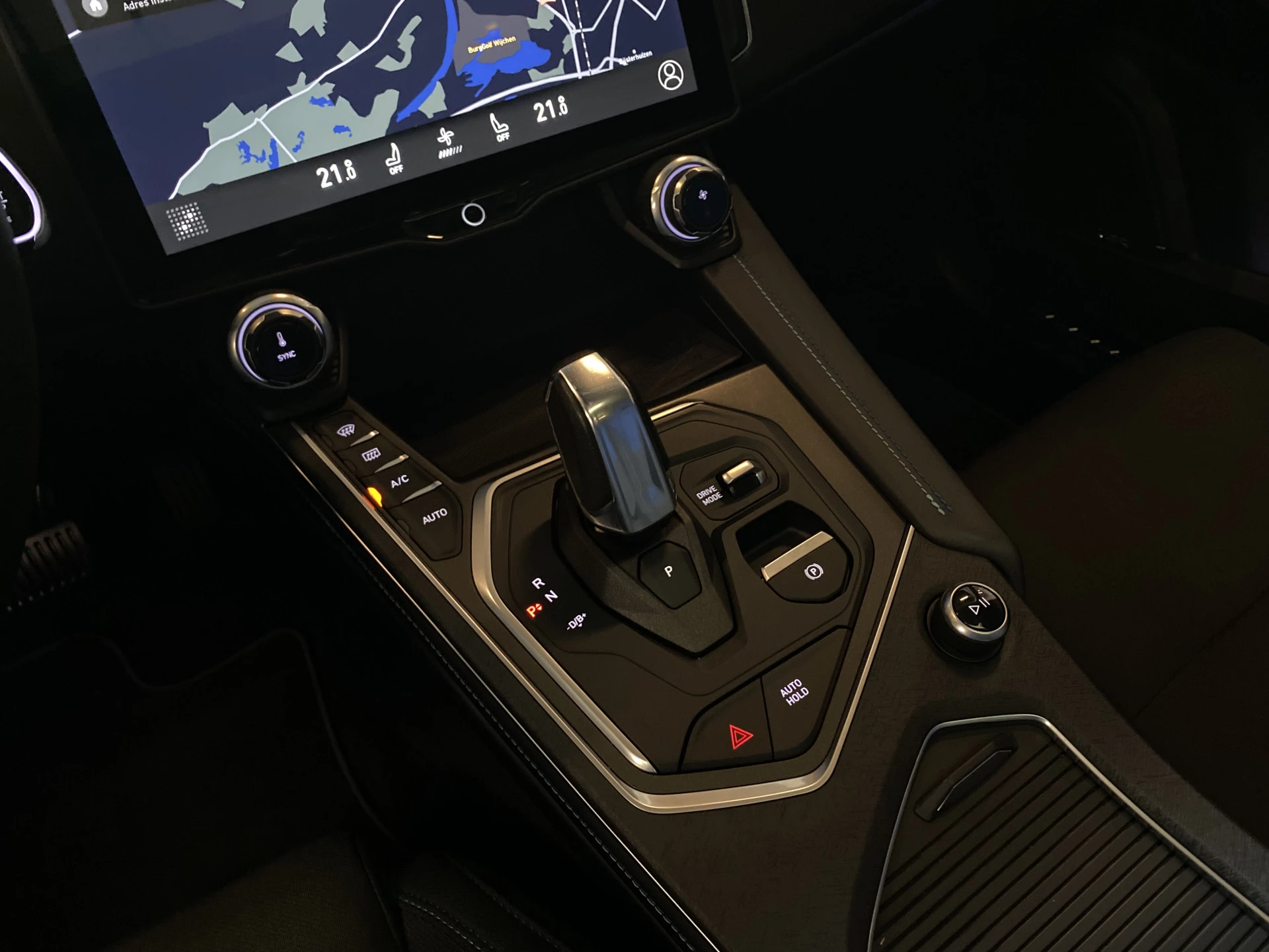 Hoofdafbeelding Lynk & Co 01