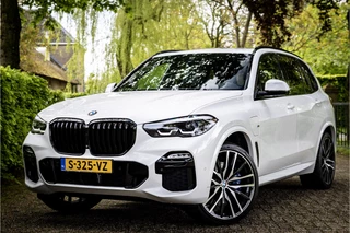 BMW X5 xDrive45e M Sport Parelmoerwit Individual Panorama 360 Camera 22" Trekhaak