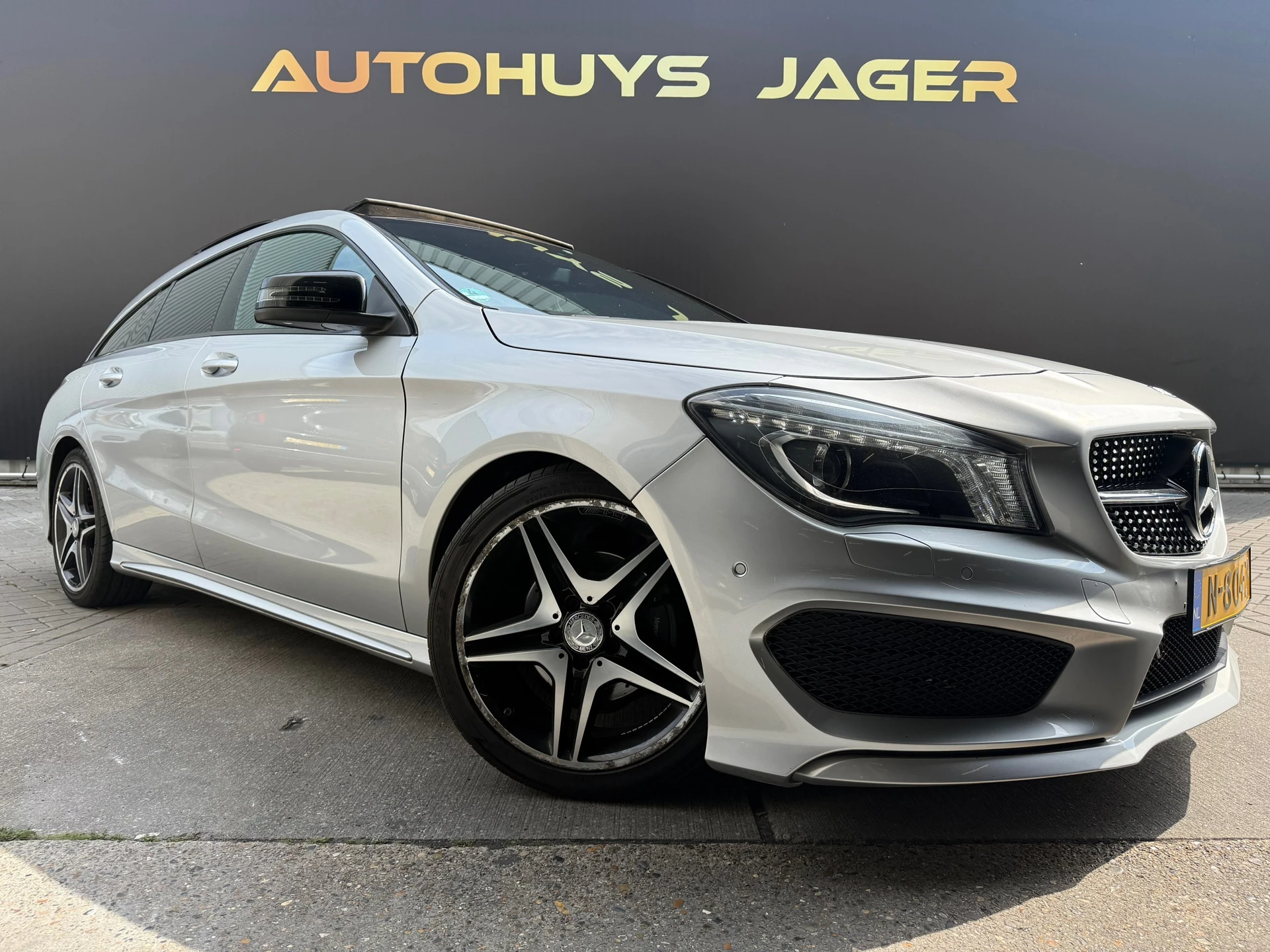 Hoofdafbeelding Mercedes-Benz CLA