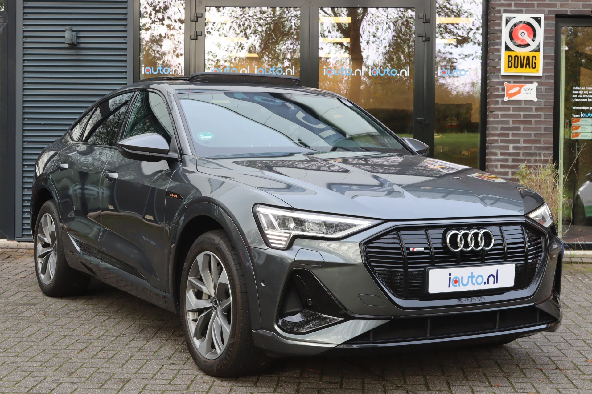 Hoofdafbeelding Audi e-tron