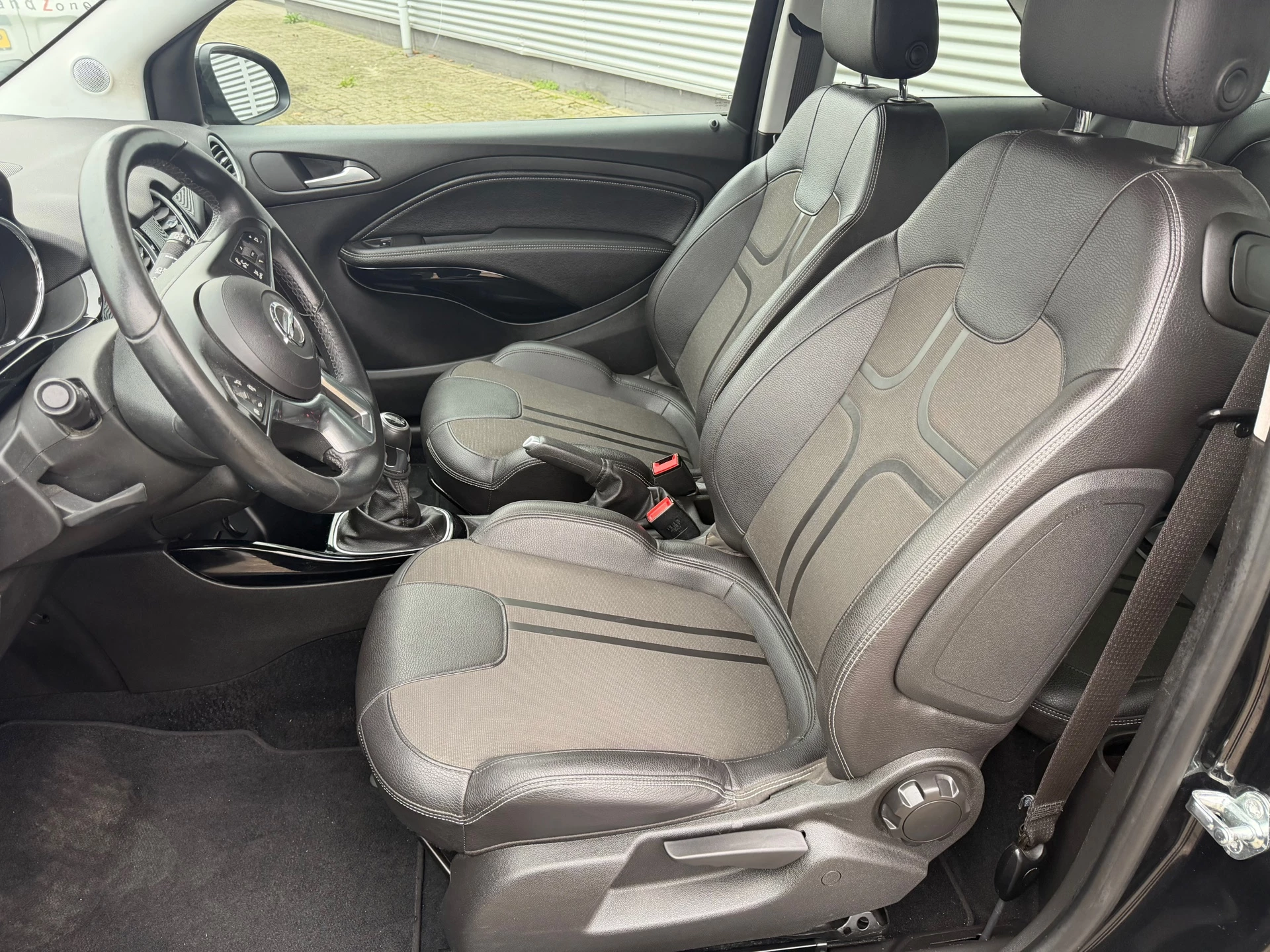 Hoofdafbeelding Opel ADAM