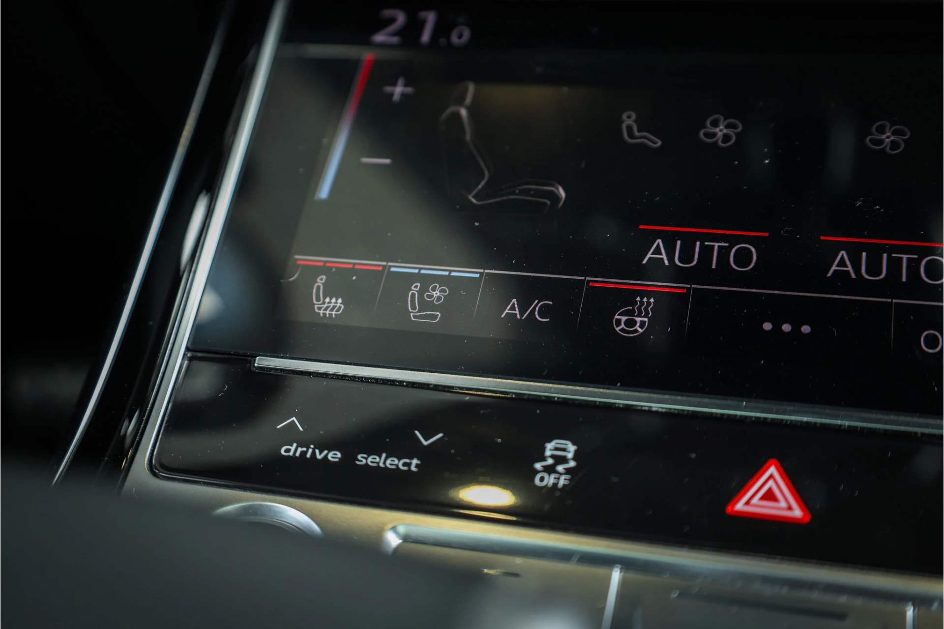 Hoofdafbeelding Audi A8