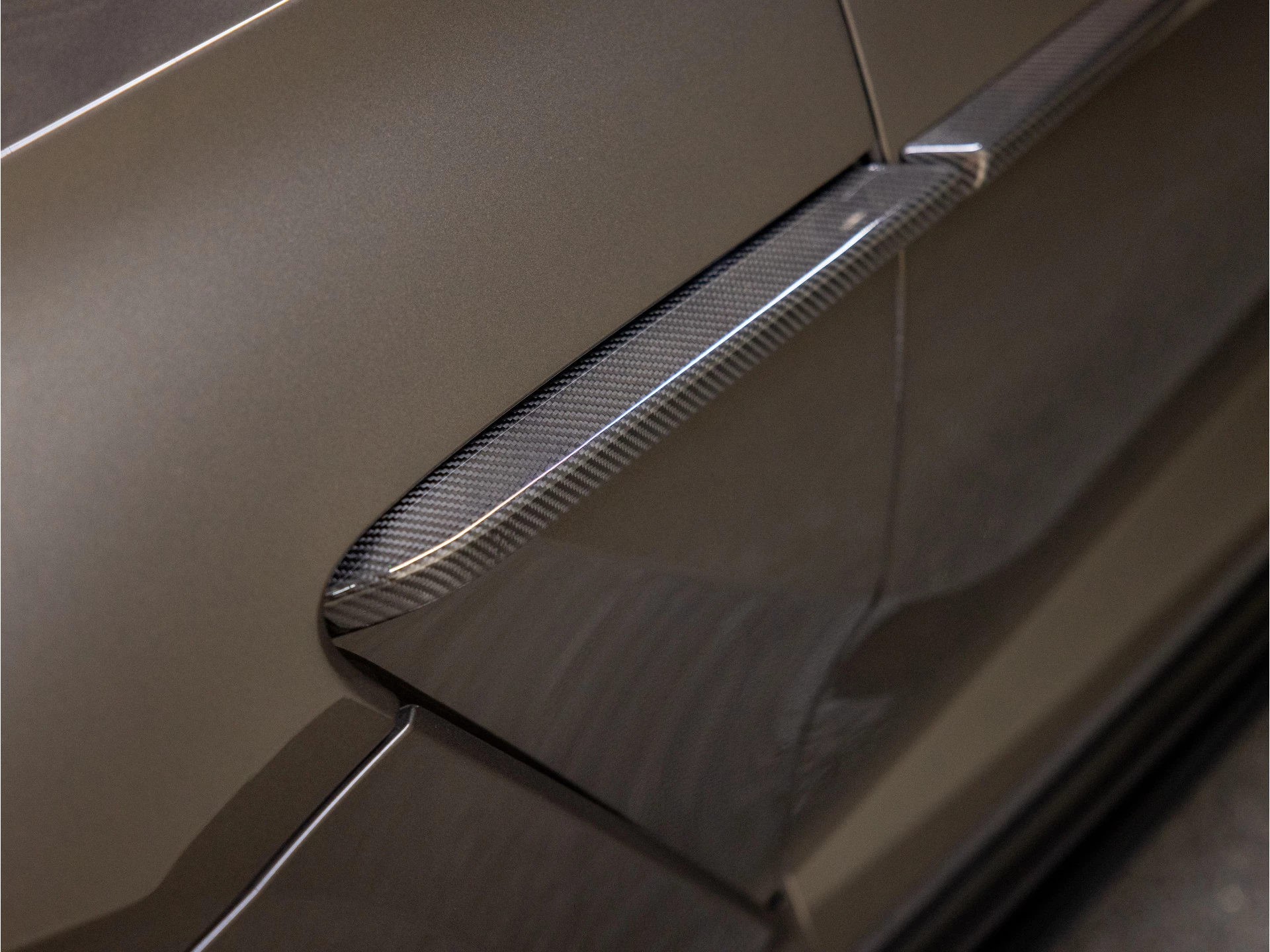 Hoofdafbeelding Aston Martin DBX