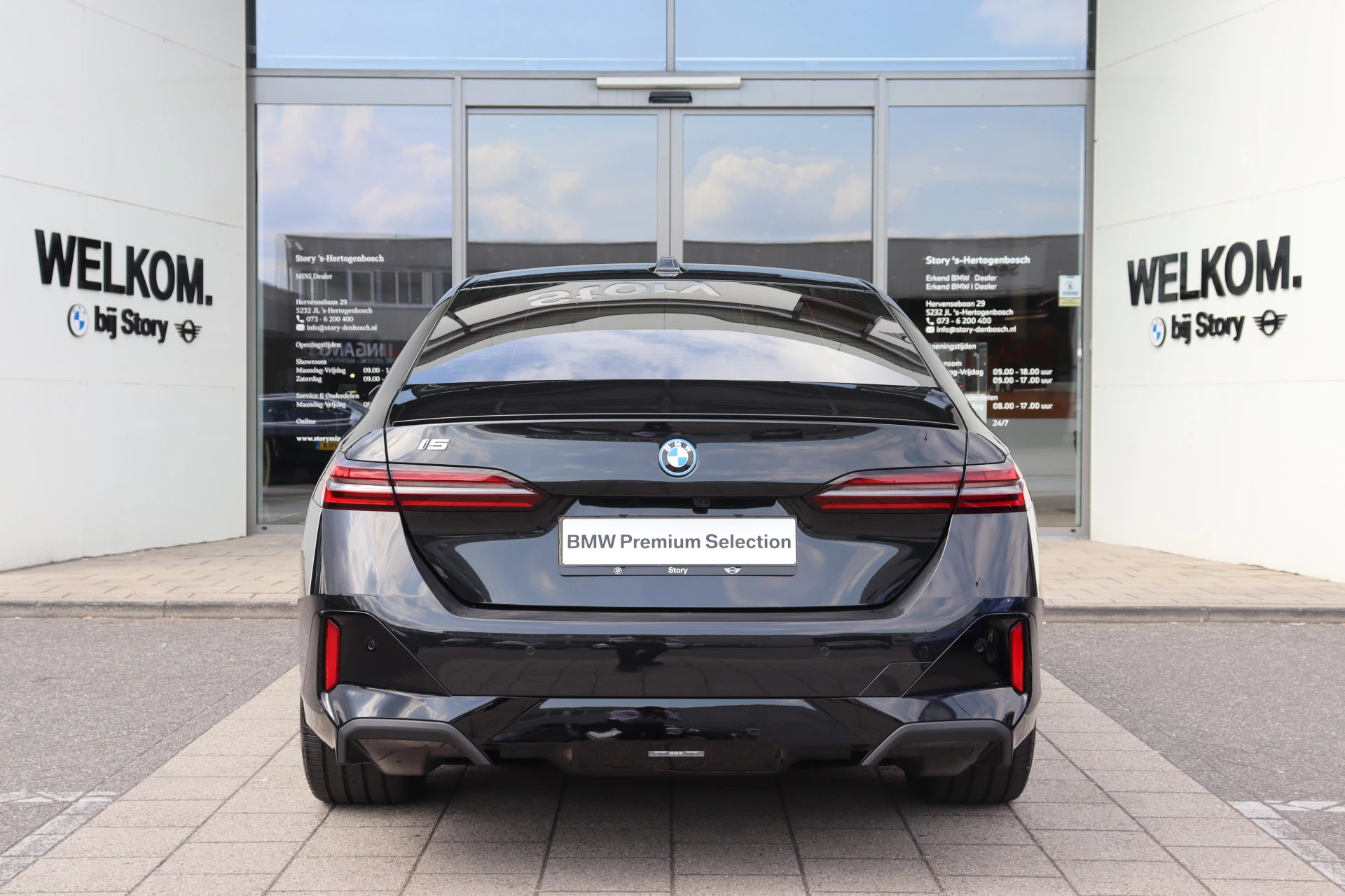Hoofdafbeelding BMW i5