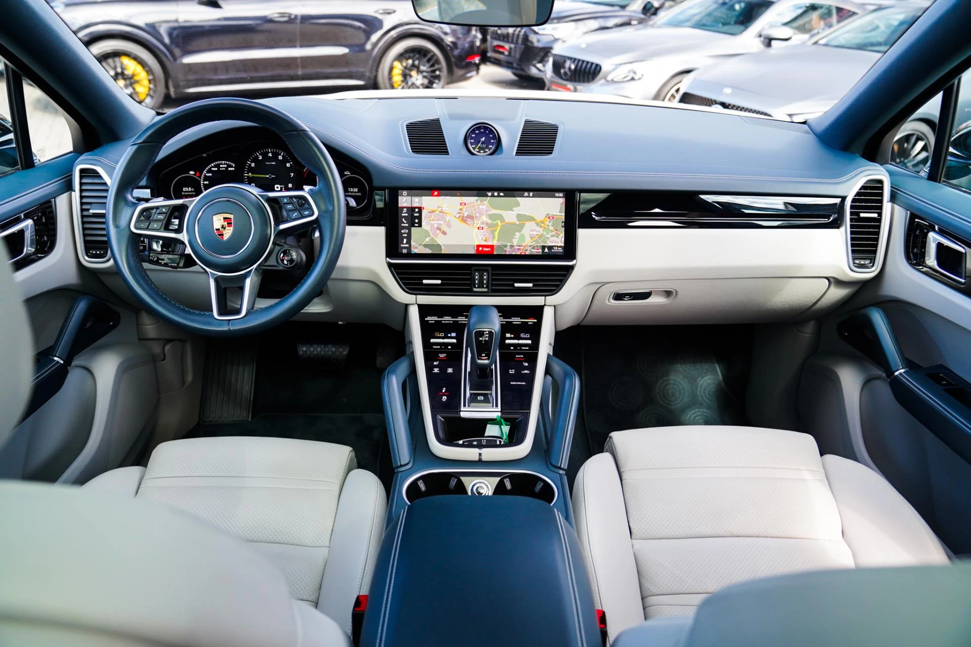 Hoofdafbeelding Porsche Cayenne