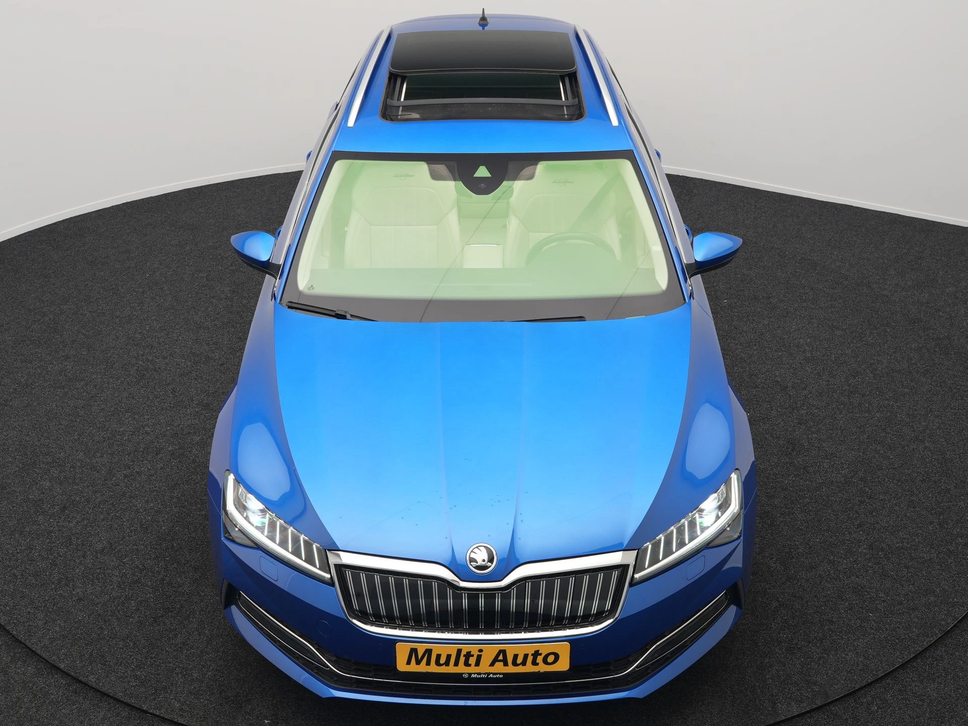 Hoofdafbeelding Škoda Superb