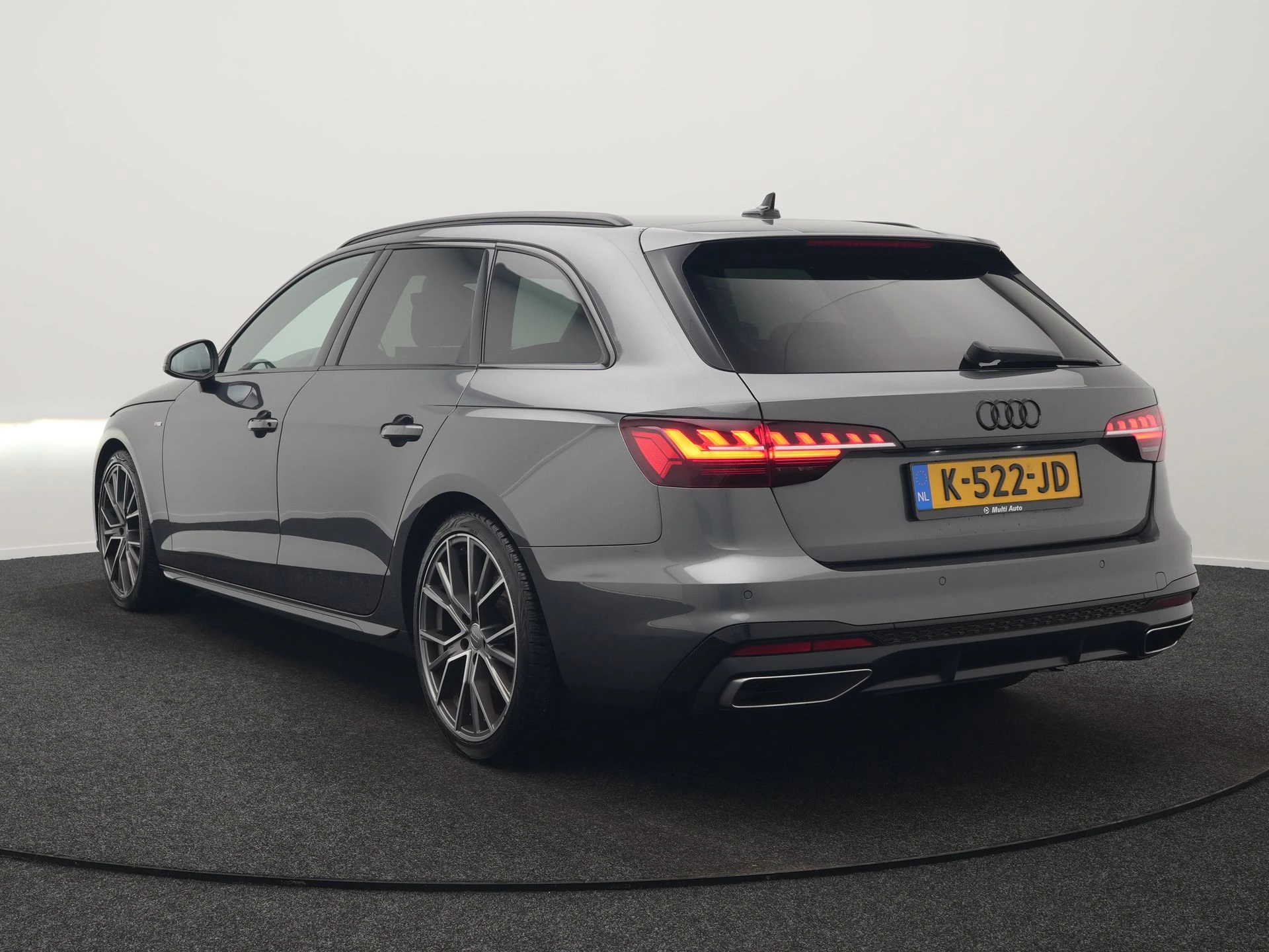 Hoofdafbeelding Audi A4