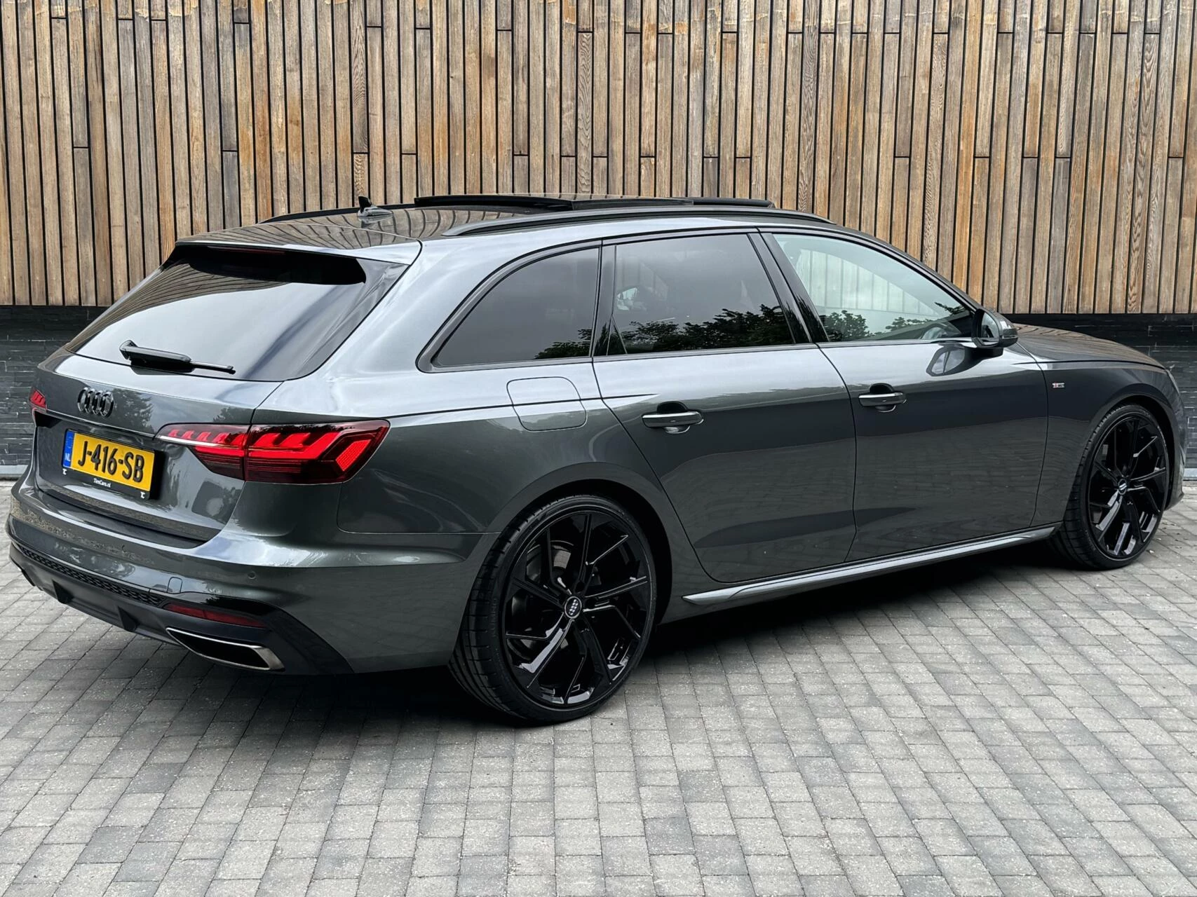 Hoofdafbeelding Audi A4