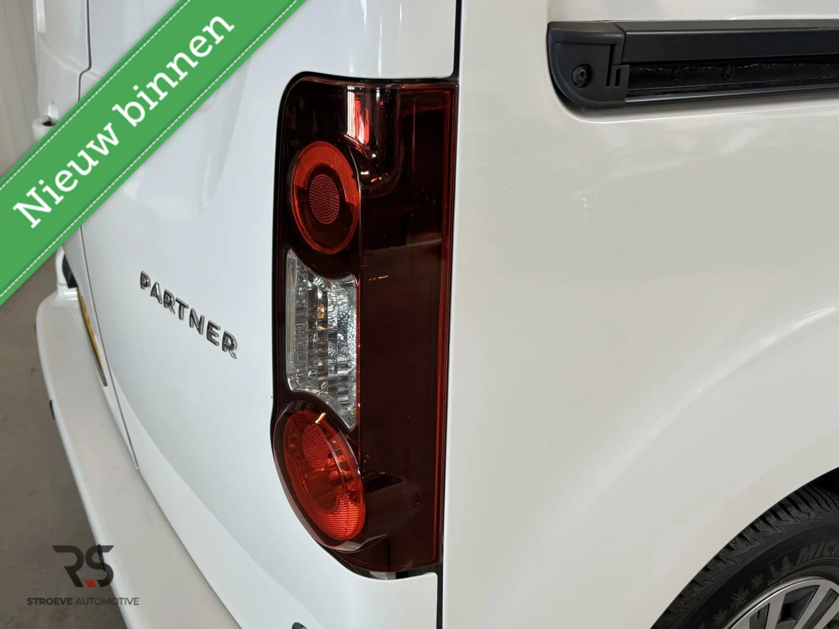 Hoofdafbeelding Peugeot Partner
