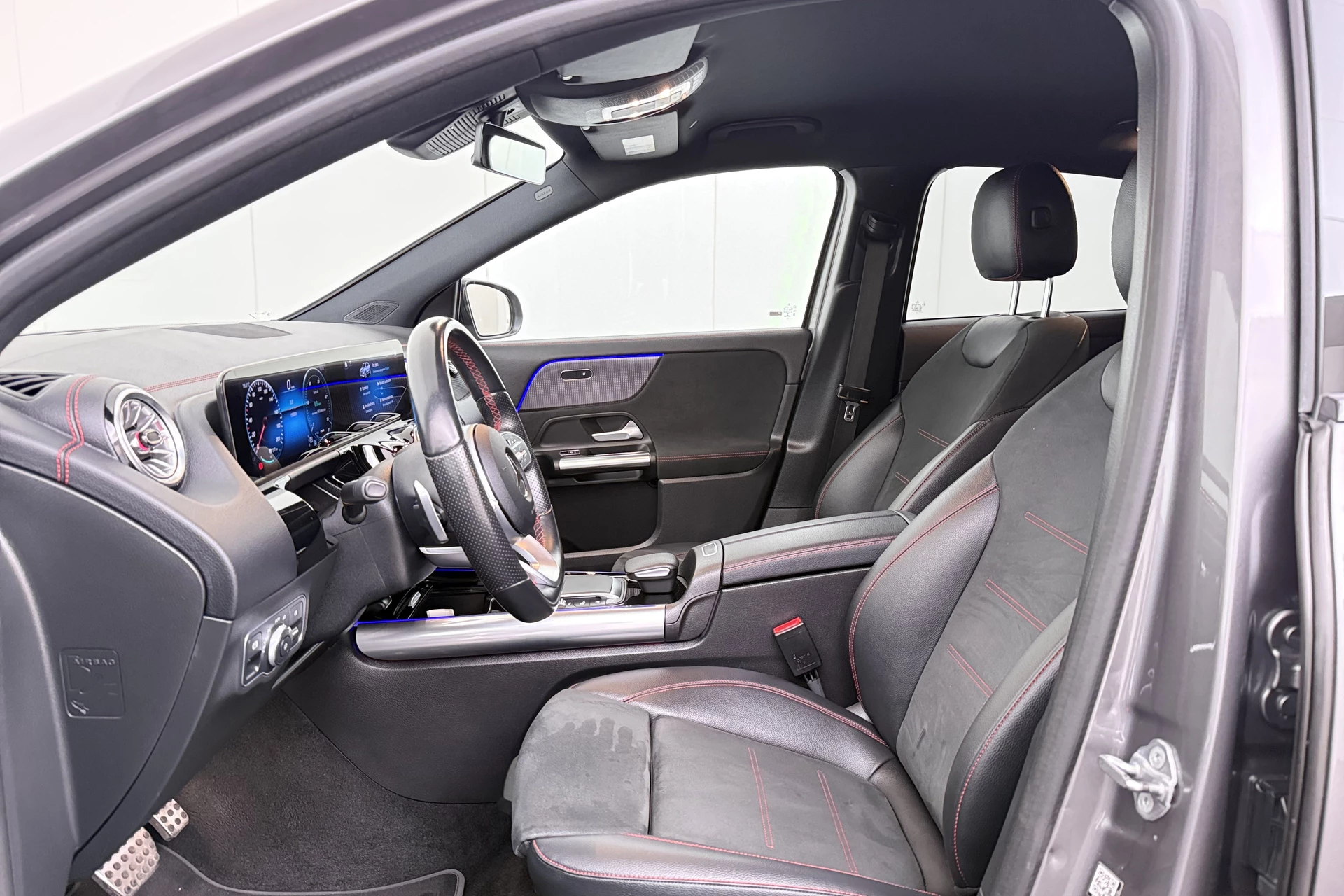 Hoofdafbeelding Mercedes-Benz EQA