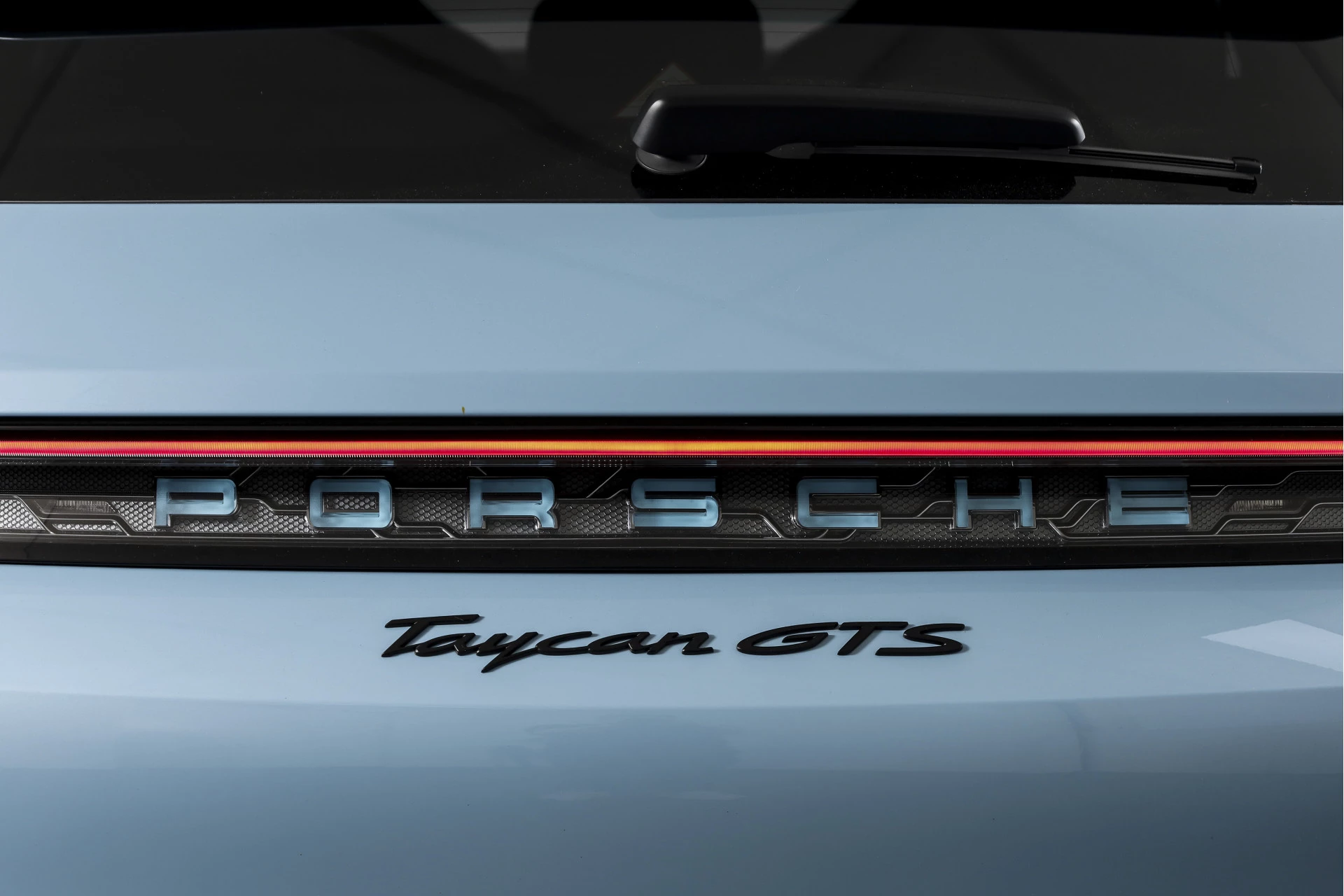 Hoofdafbeelding Porsche Taycan