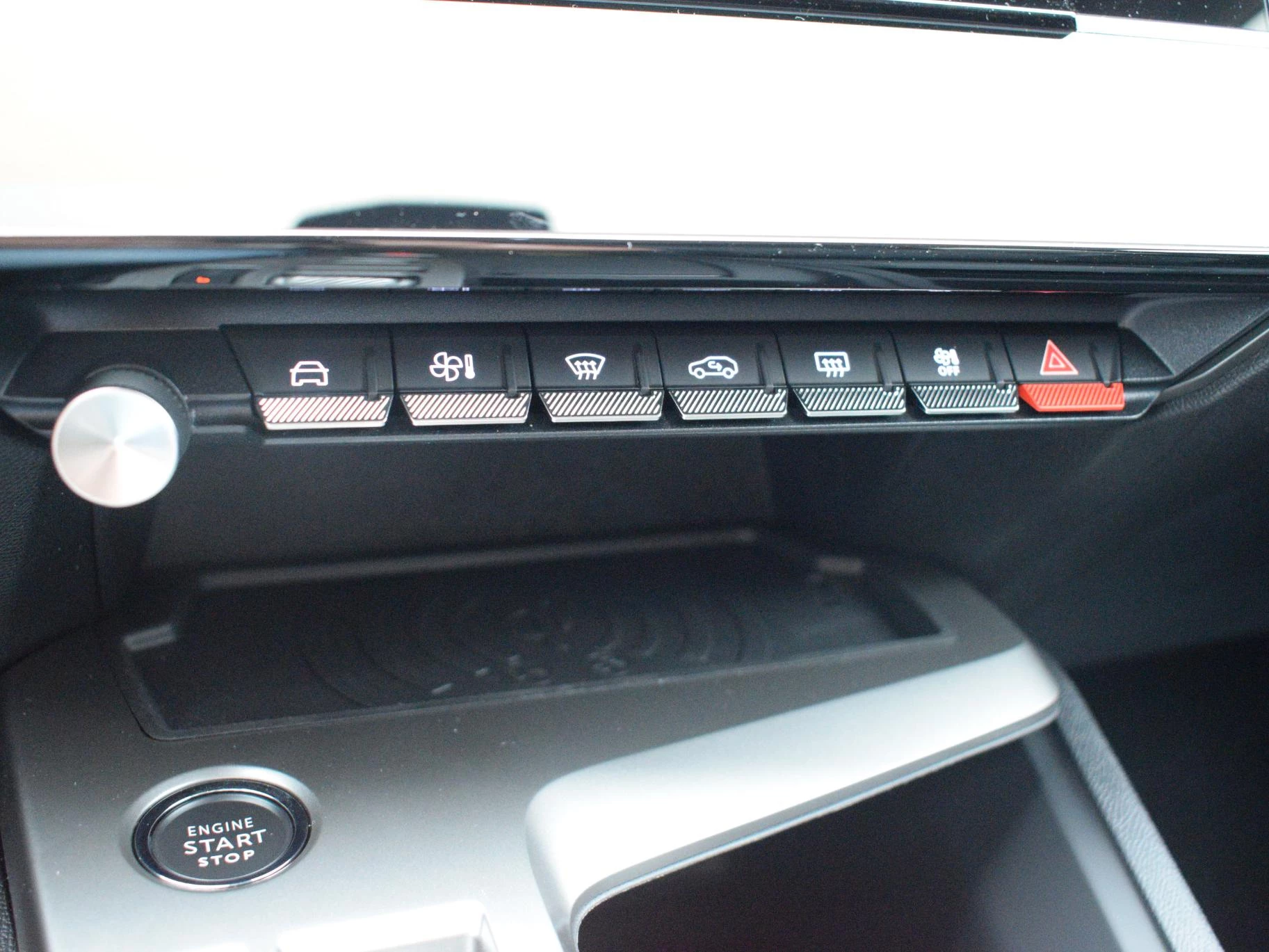 Hoofdafbeelding Peugeot e-308