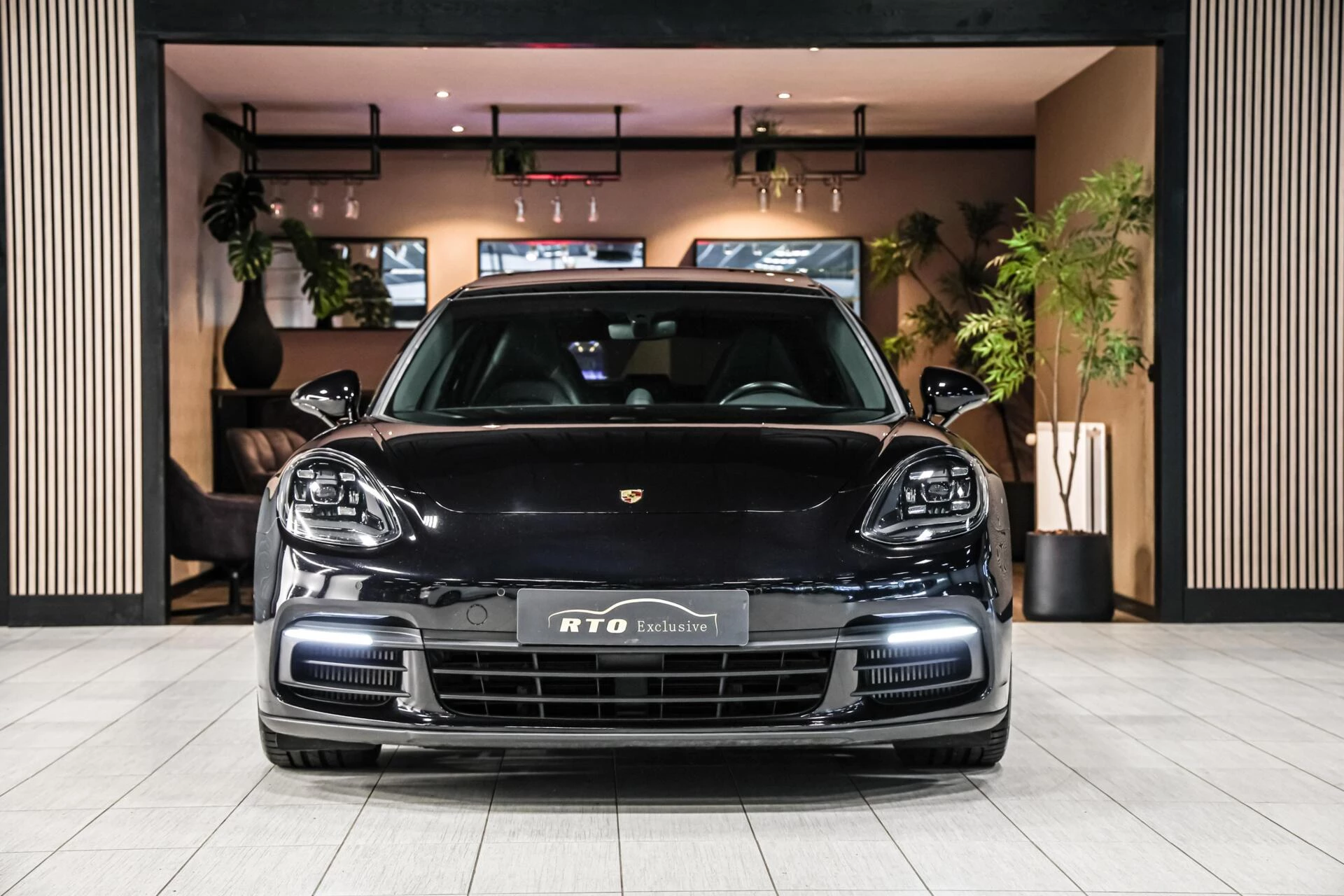 Hoofdafbeelding Porsche Panamera