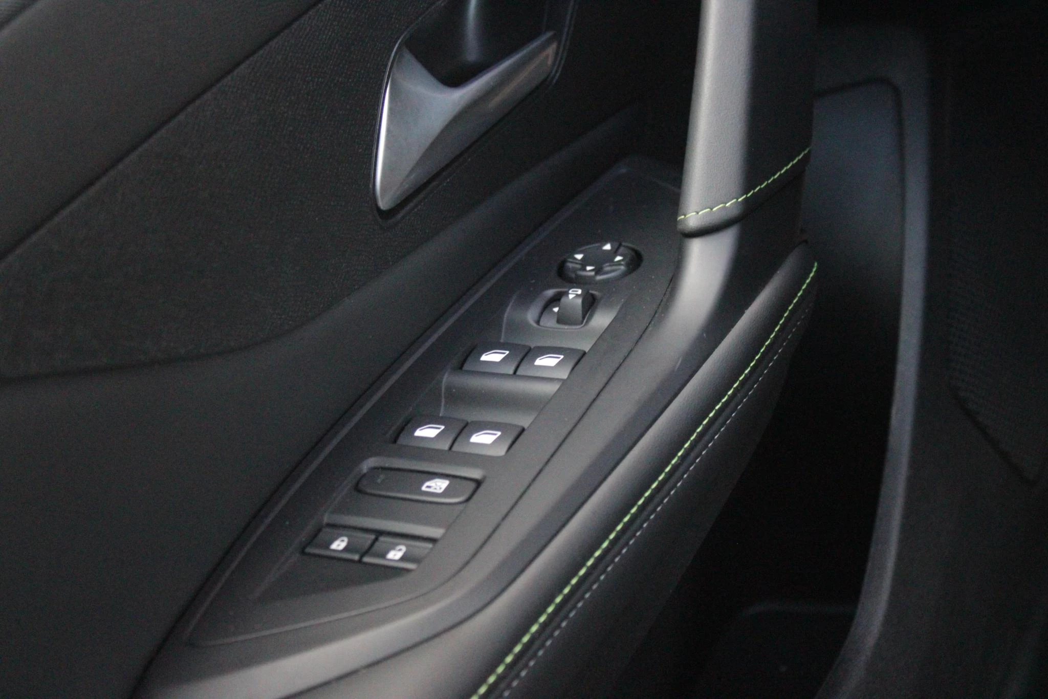 Hoofdafbeelding Peugeot 408
