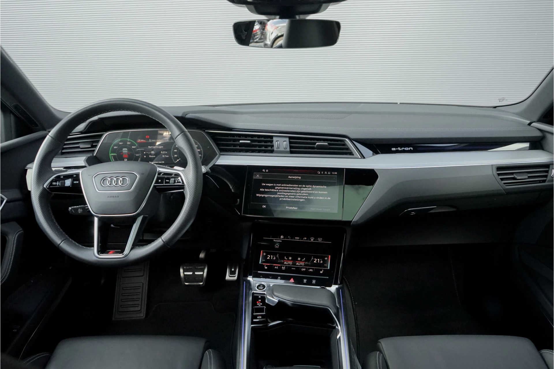 Hoofdafbeelding Audi Q8 e-tron