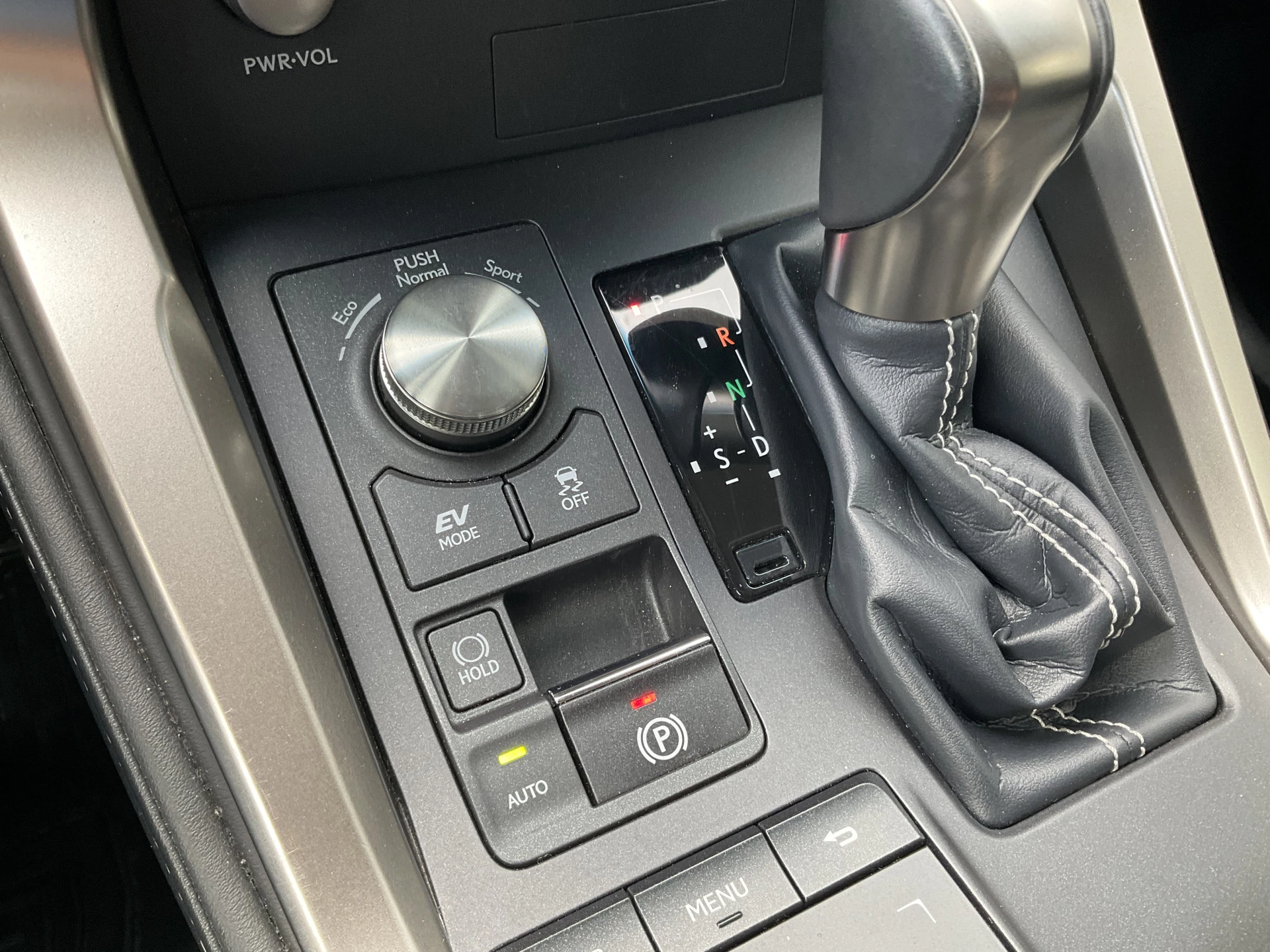 Hoofdafbeelding Lexus NX